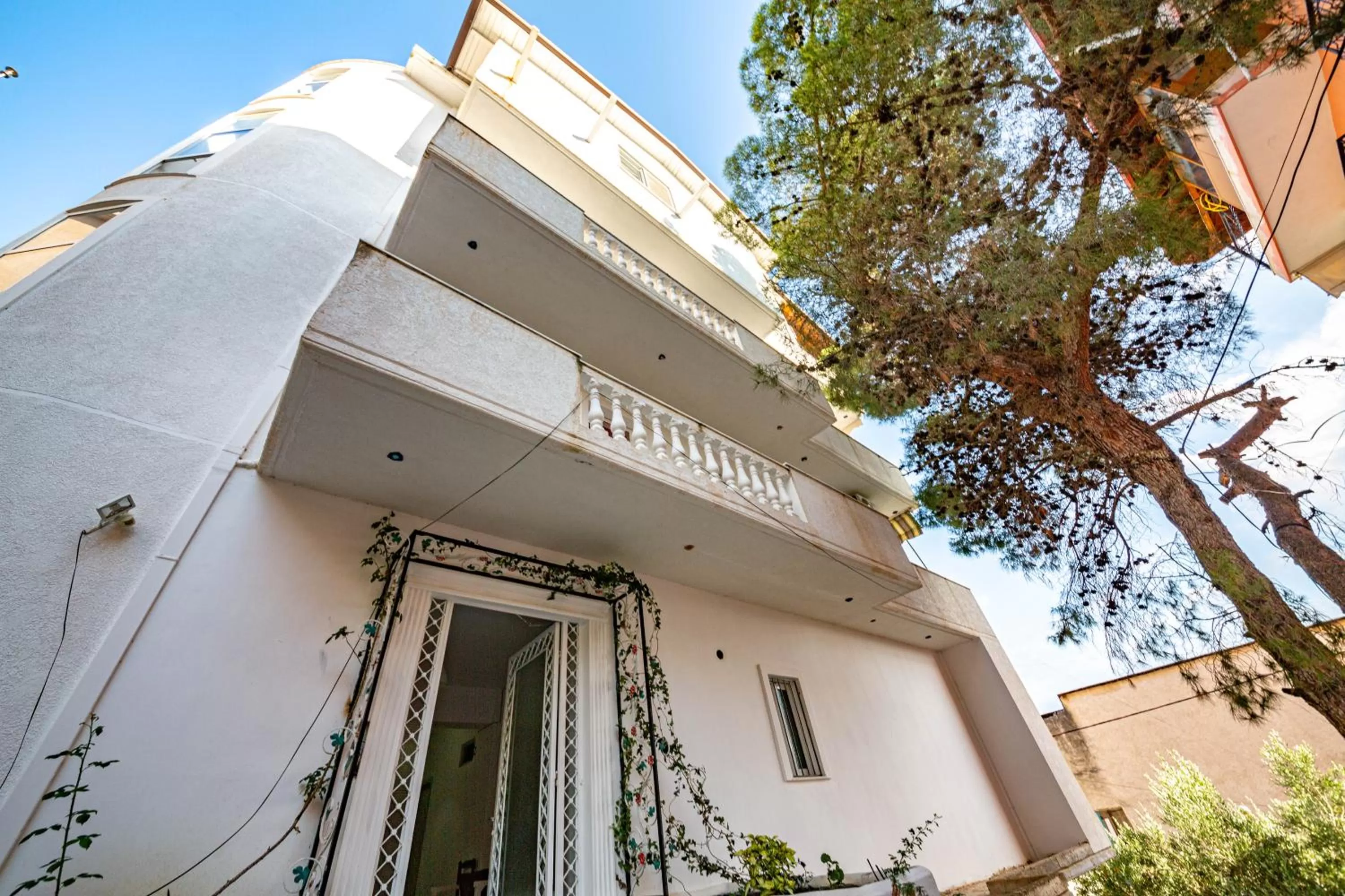 Facade/entrance, Property Building in Ideal ApartHotel Saranda