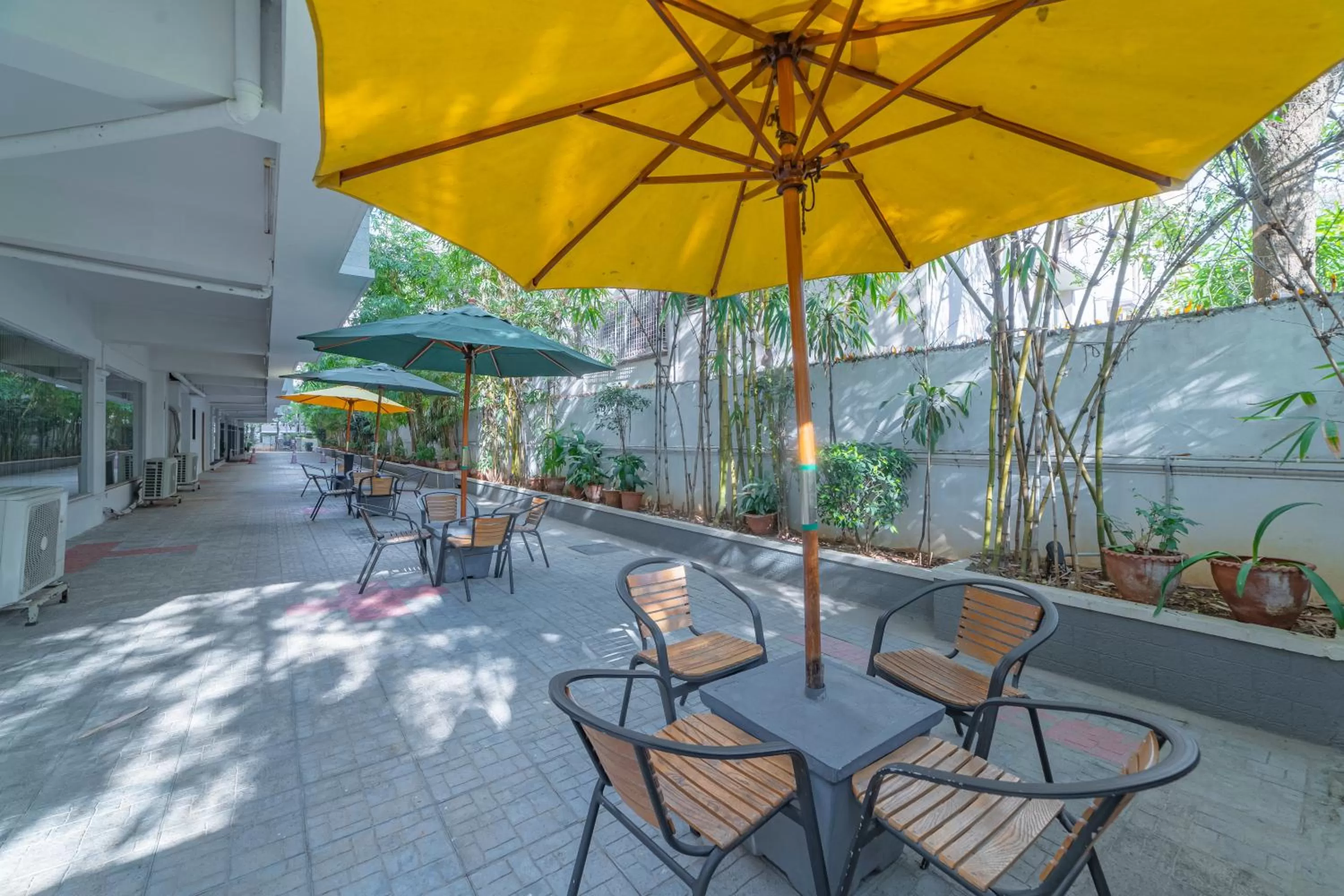 Lobby or reception in Hotel Athome & Serviced Apartments by Deccan Serai Hotels