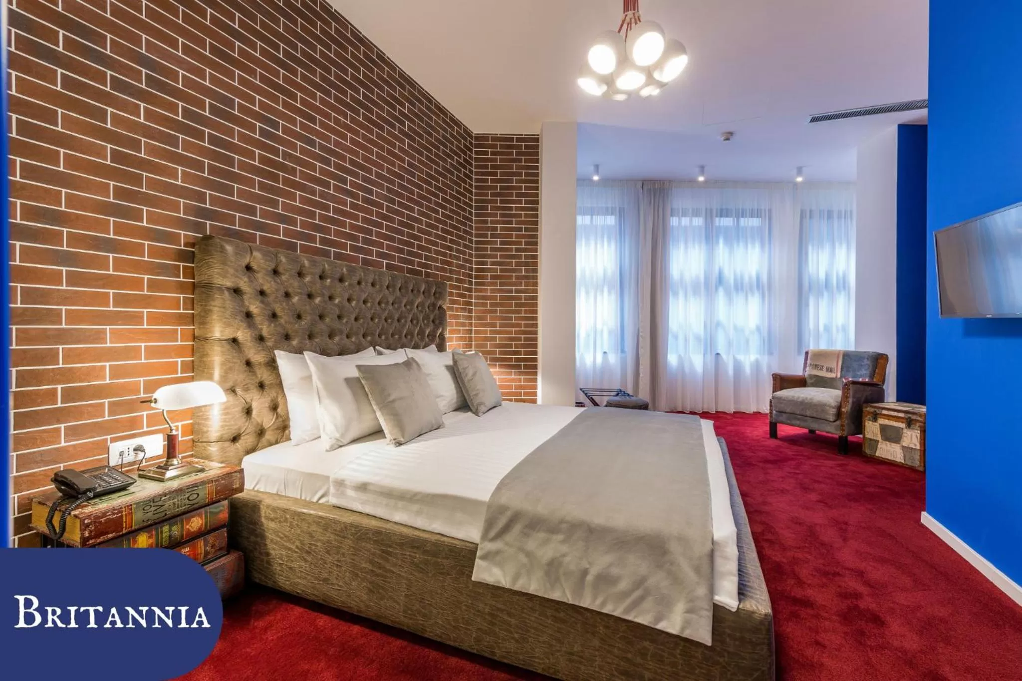 Bed in The Mansion Boutique Hotel