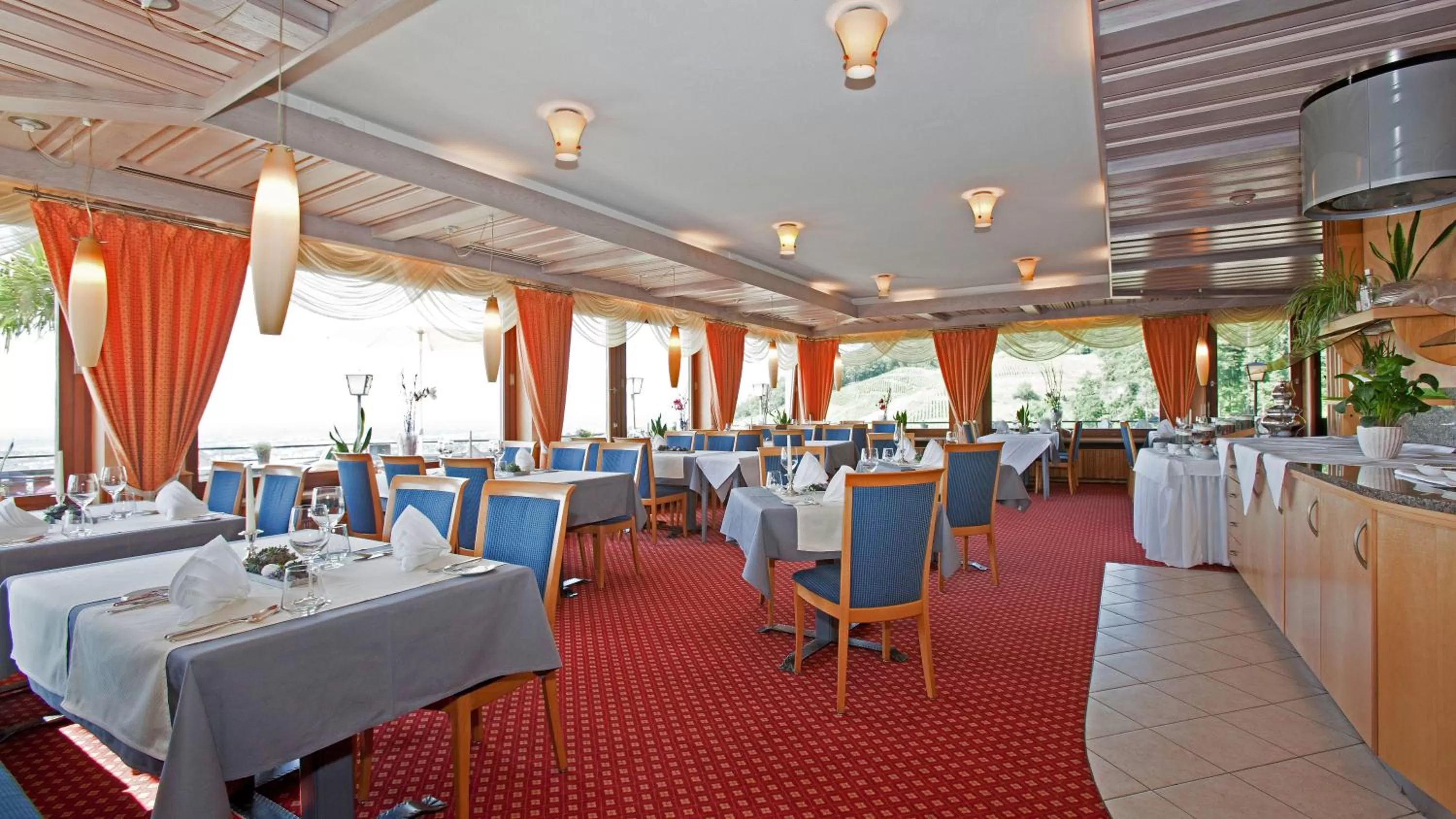 Restaurant/Places to Eat in Hotel Restaurant Jaegersteig