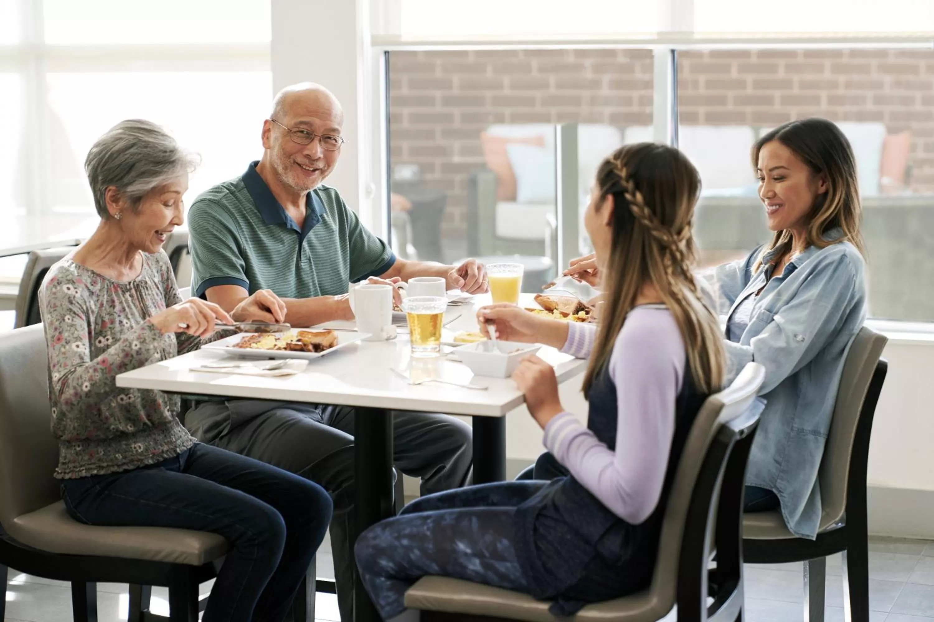 Breakfast in Hyatt Regency Portland at the Oregon Convention Center
