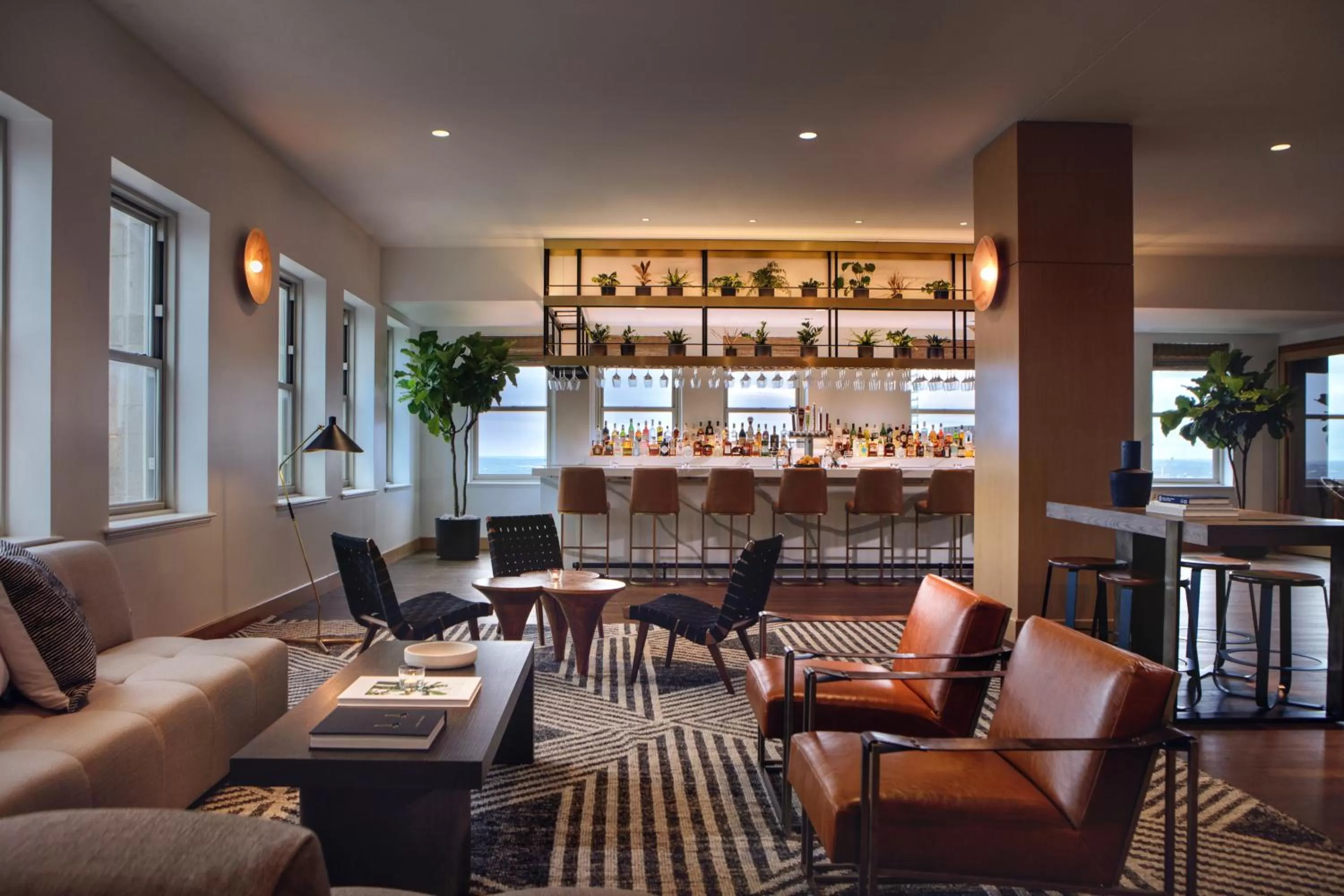 Lounge or bar in Kimpton - Harper Hotel by IHG