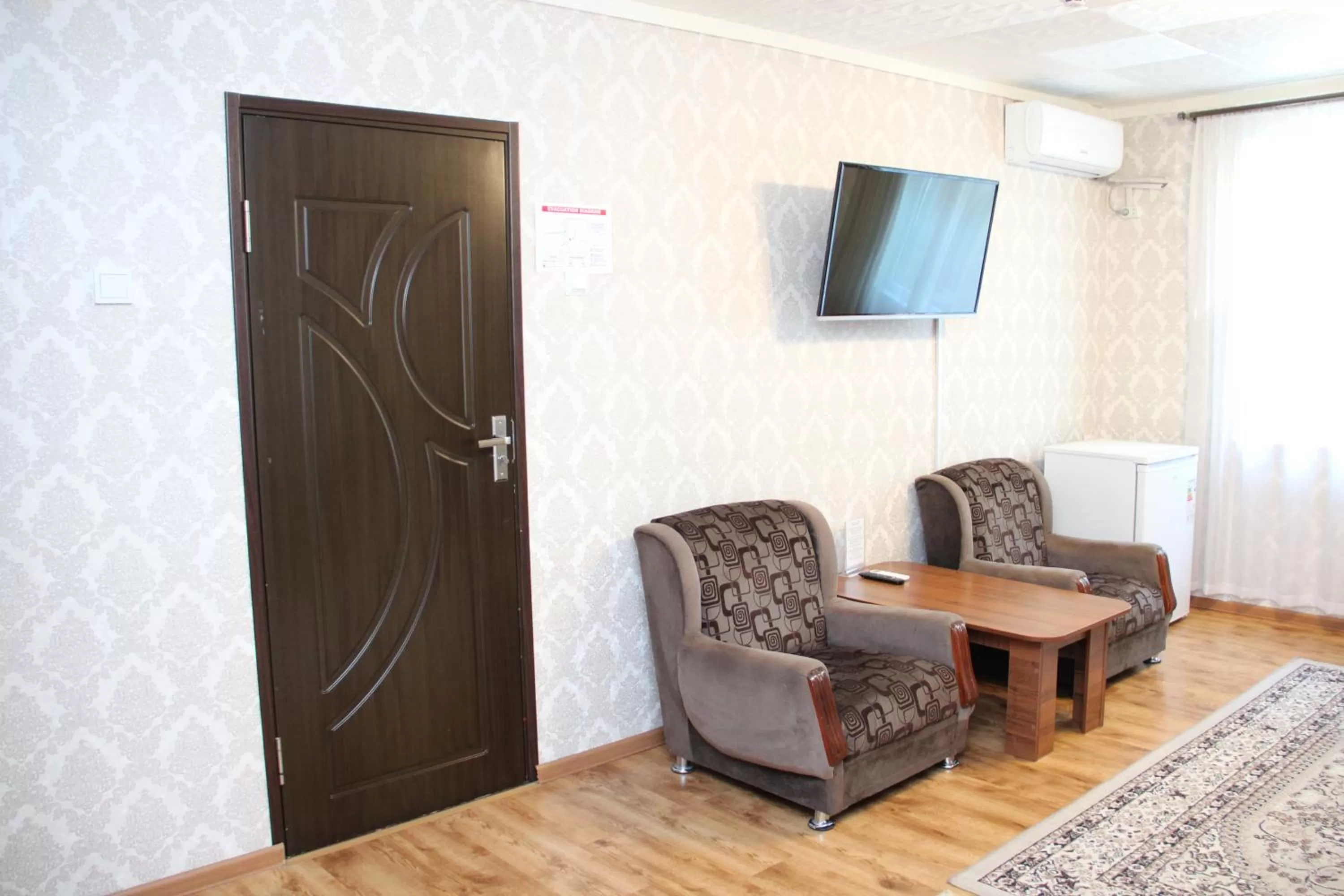 TV and multimedia in Anvar's Guests