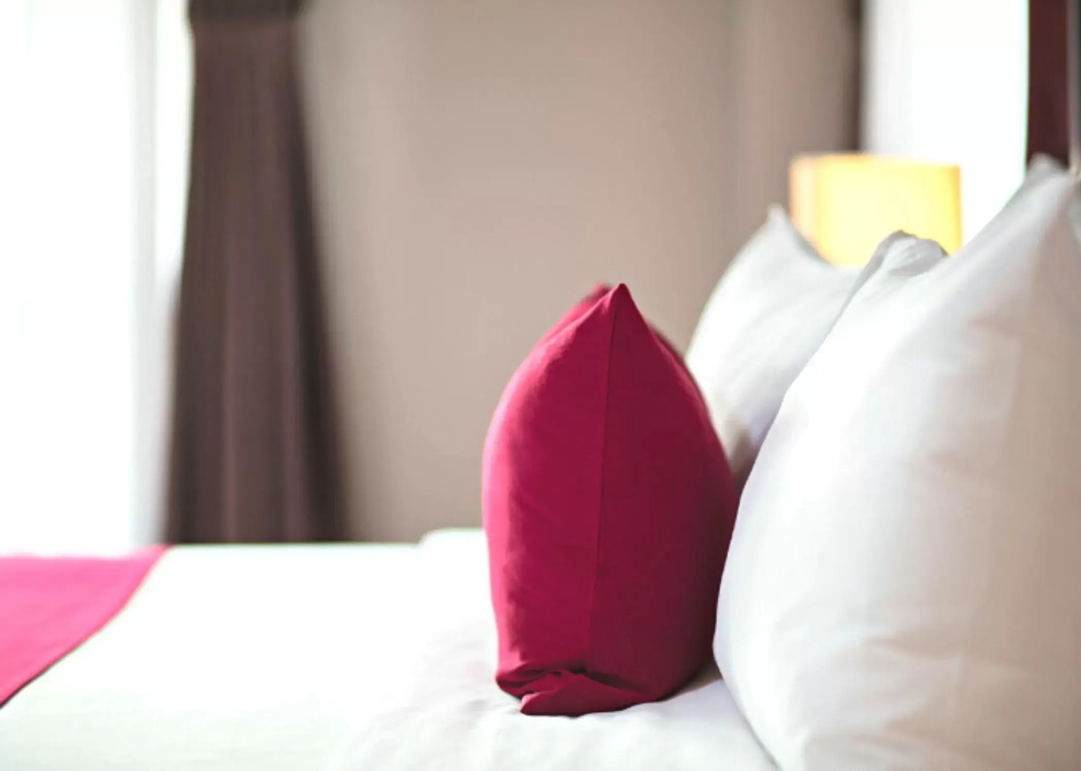 Deluxe King Mountain View in Swiss-Belresort Tuyen Lam Deluxe King Mountain View in Swiss-Belresort Tuyen Lam