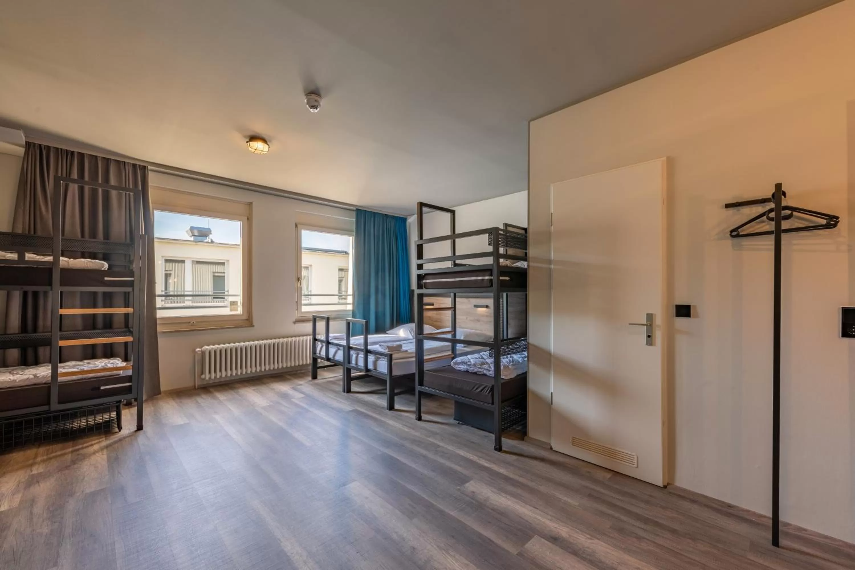 Photo of the whole room, Bed in a&o Hamburg City