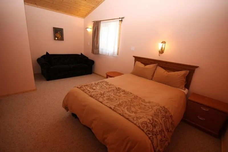 Bed in Glenogle Mountain Lodge and Spa