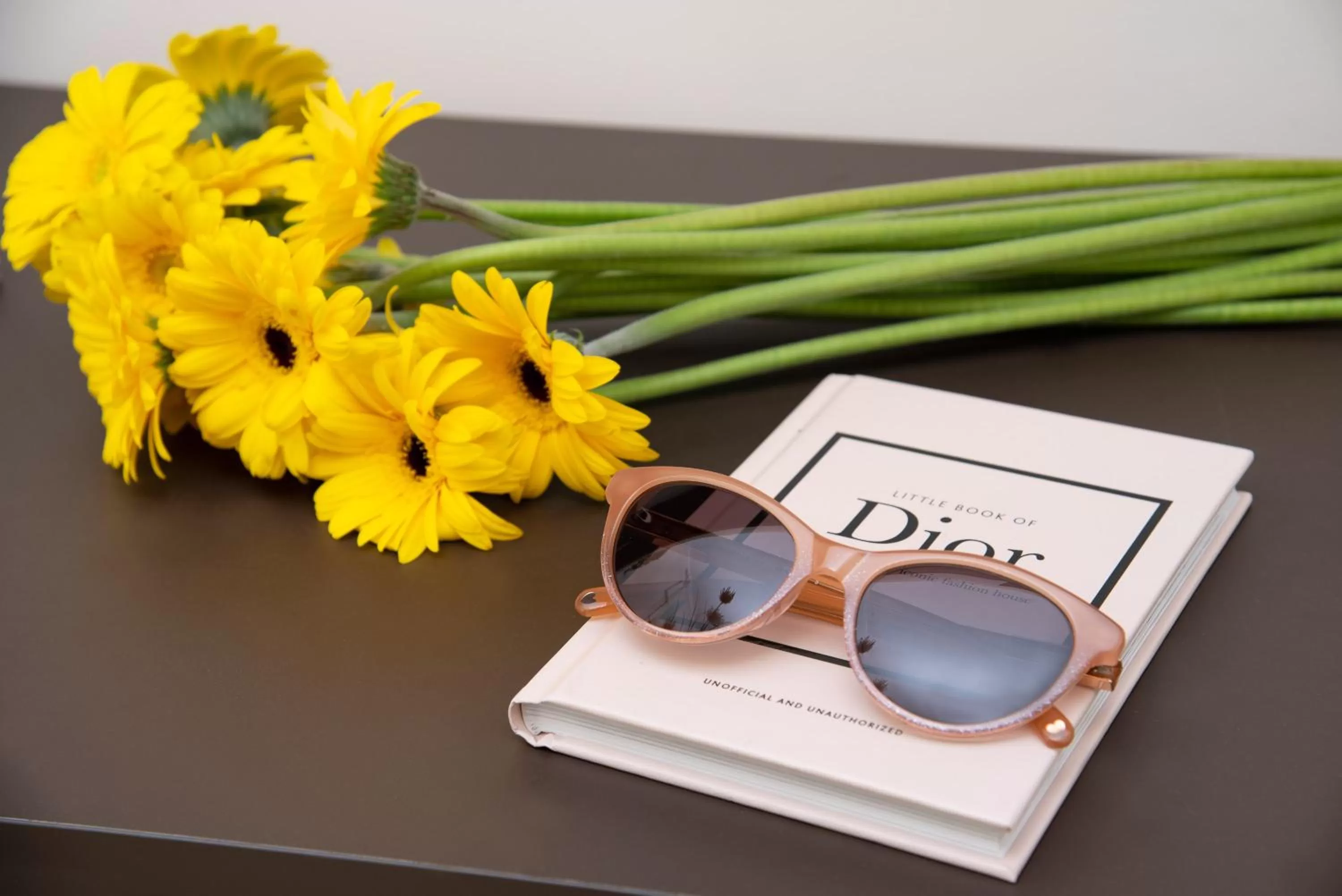 Decorative detail in Stanza Tasso - De Vivo Realty Sorrento