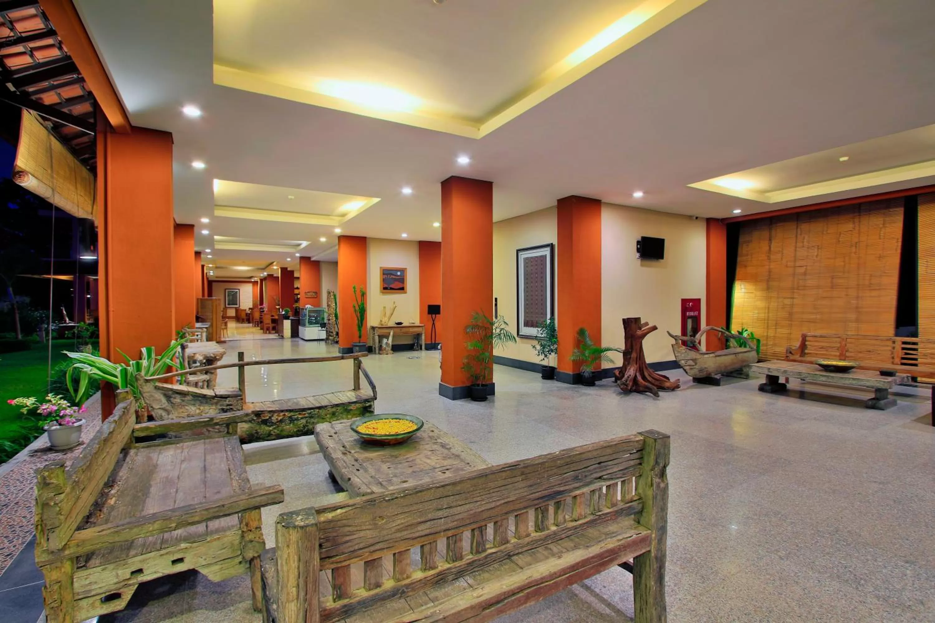 Lobby or reception in The Jayakarta Suites Komodo Flores