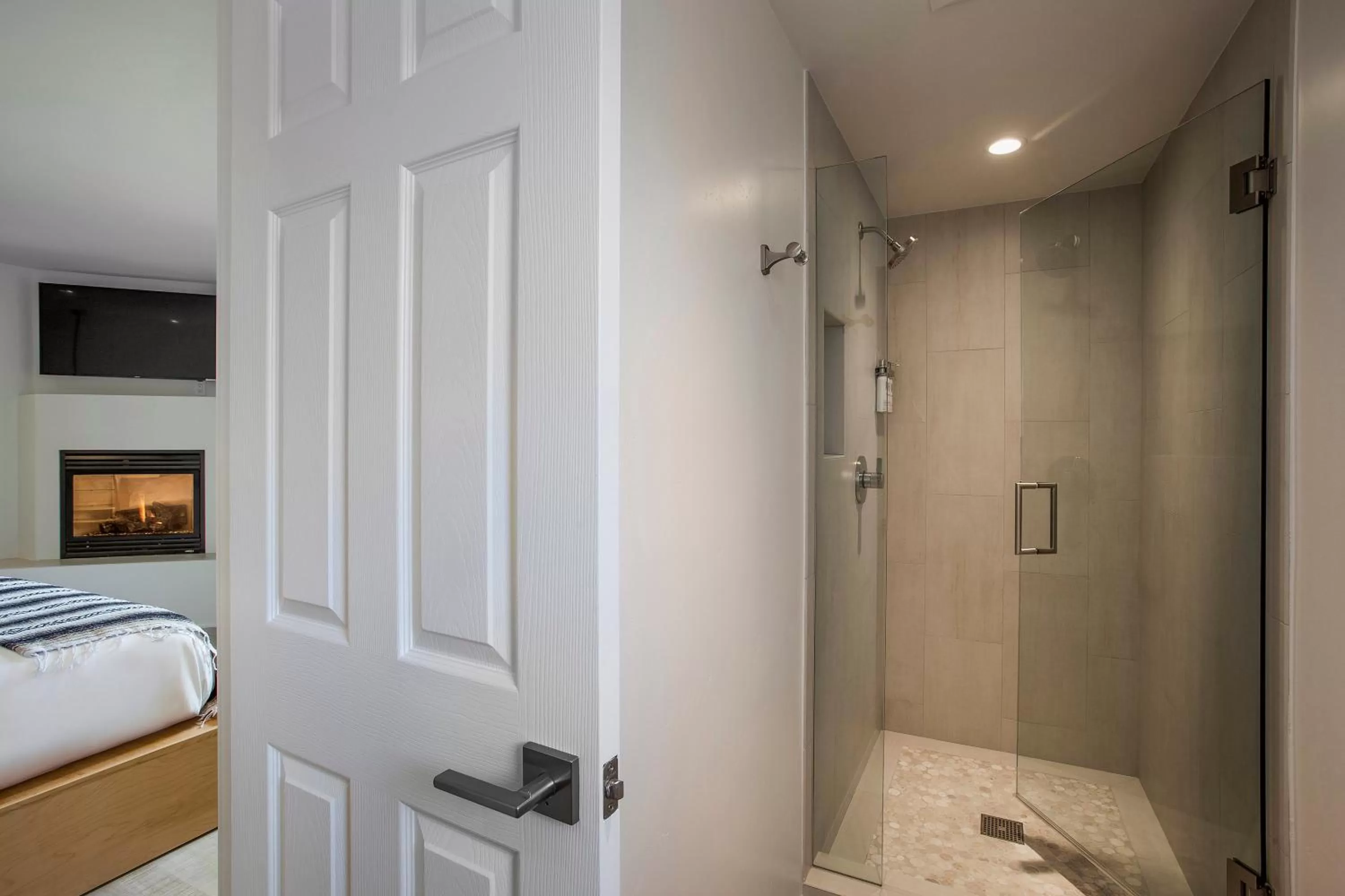 Shower in Blue Sands Inn, A Kirkwood Collection Hotel