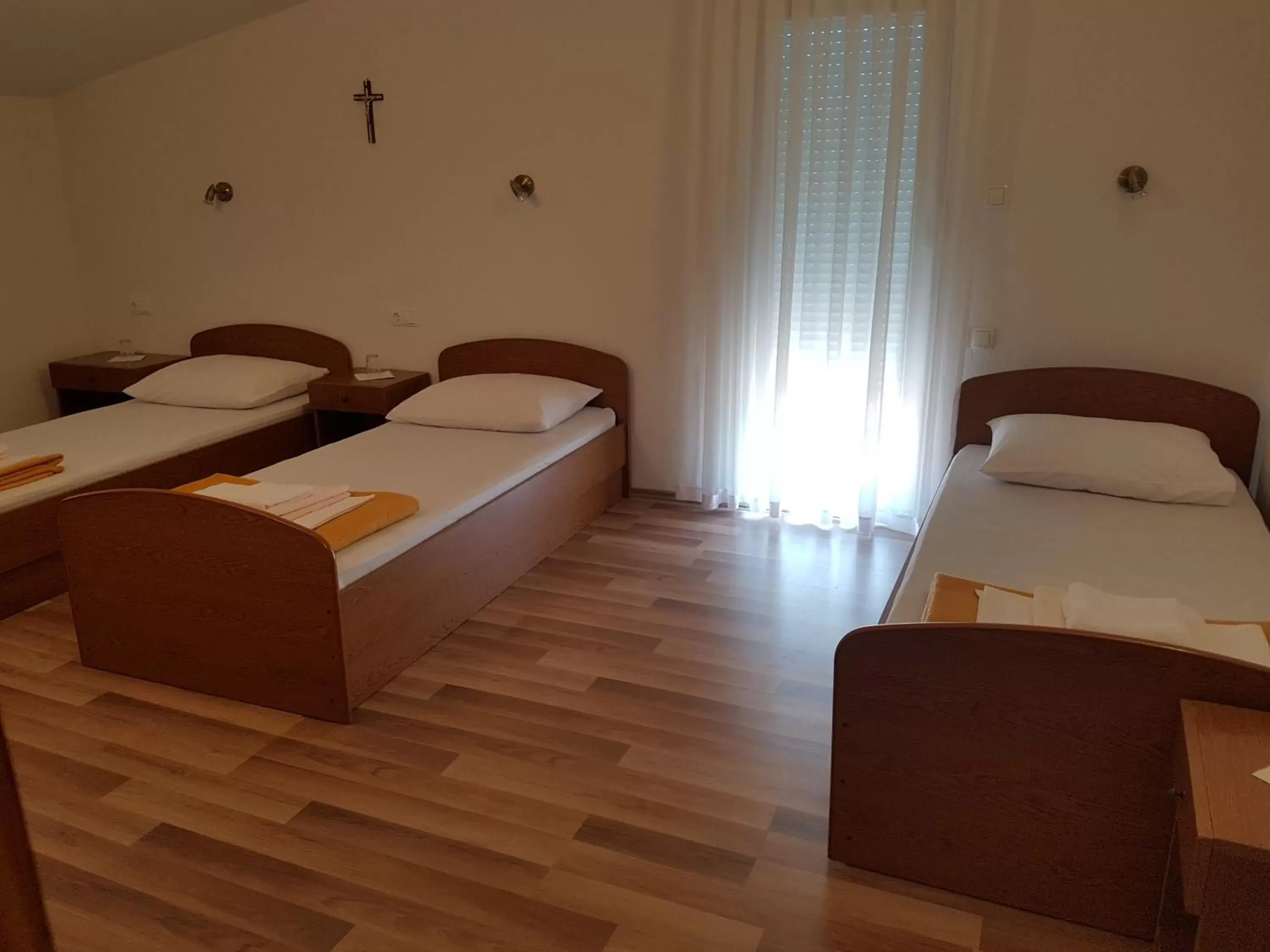 Comfort Triple Room in Villa Olga Comfort Triple Room in Villa Olga