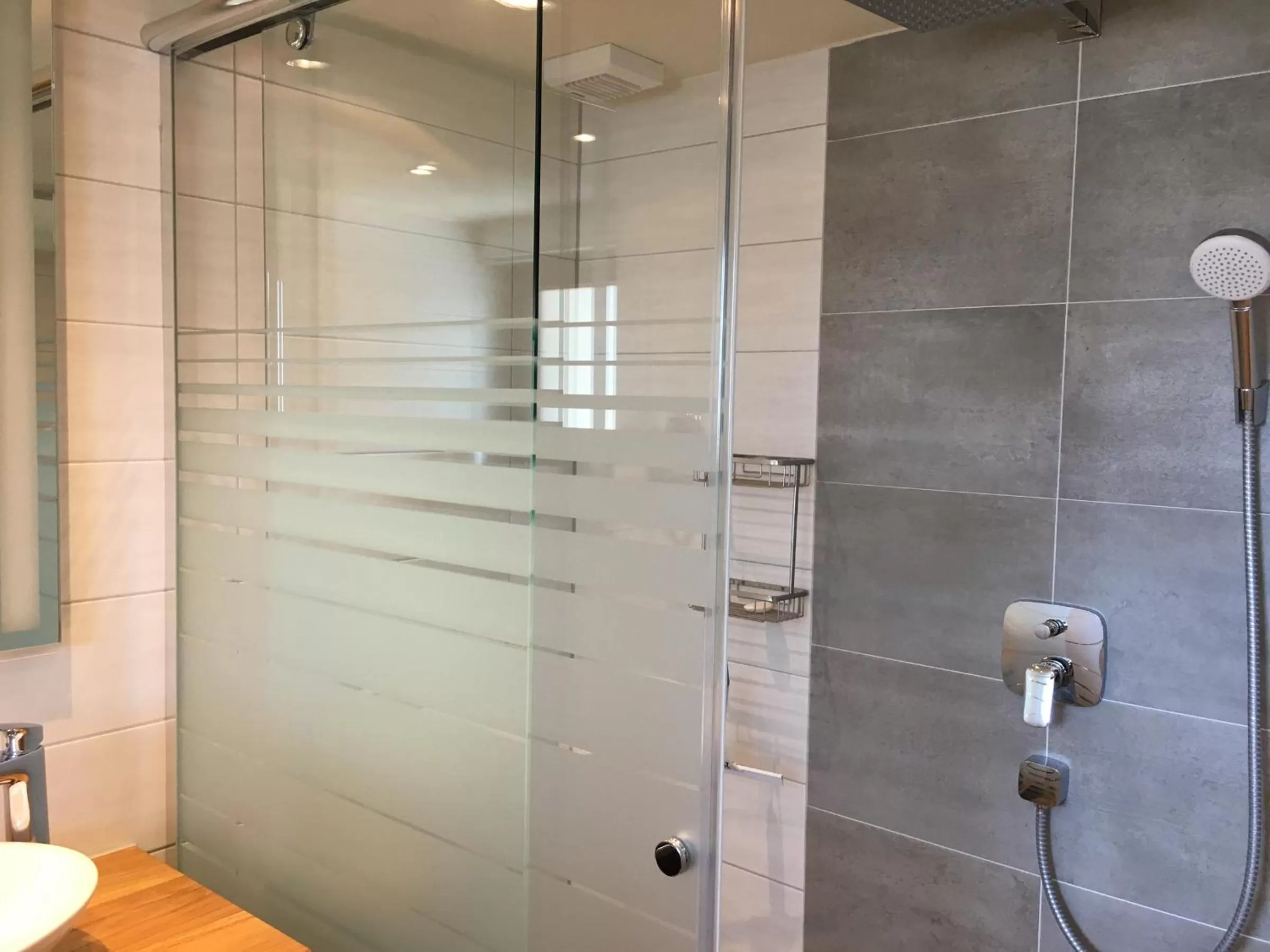 Bathroom in Gasthof zum Ochsen