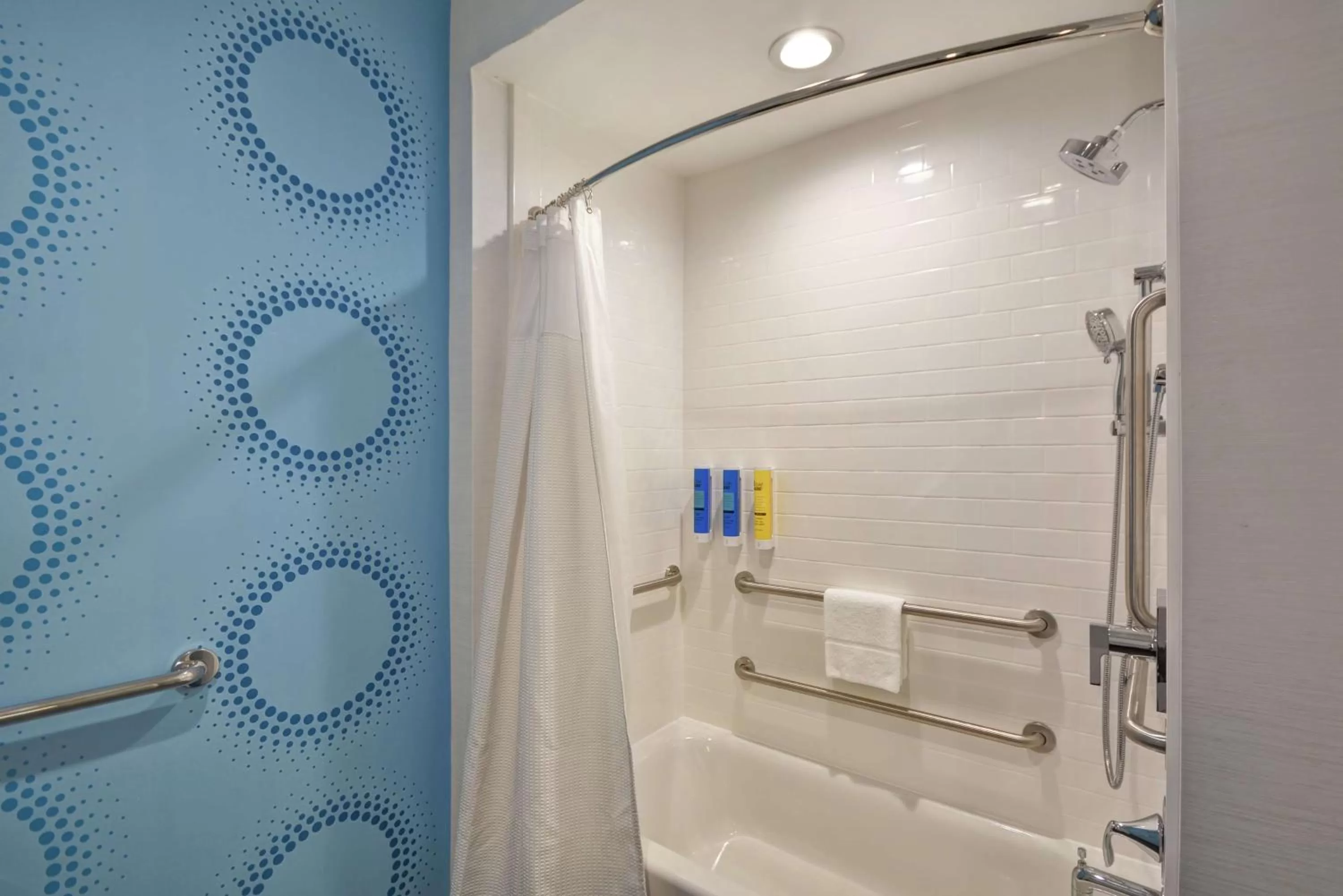 Bathroom in Tru By Hilton Corpus Christi South Padre Island Dr