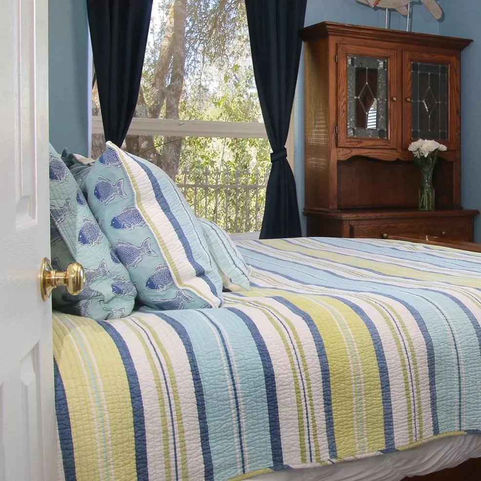 Bed in Bella Vista Bed and Breakfast