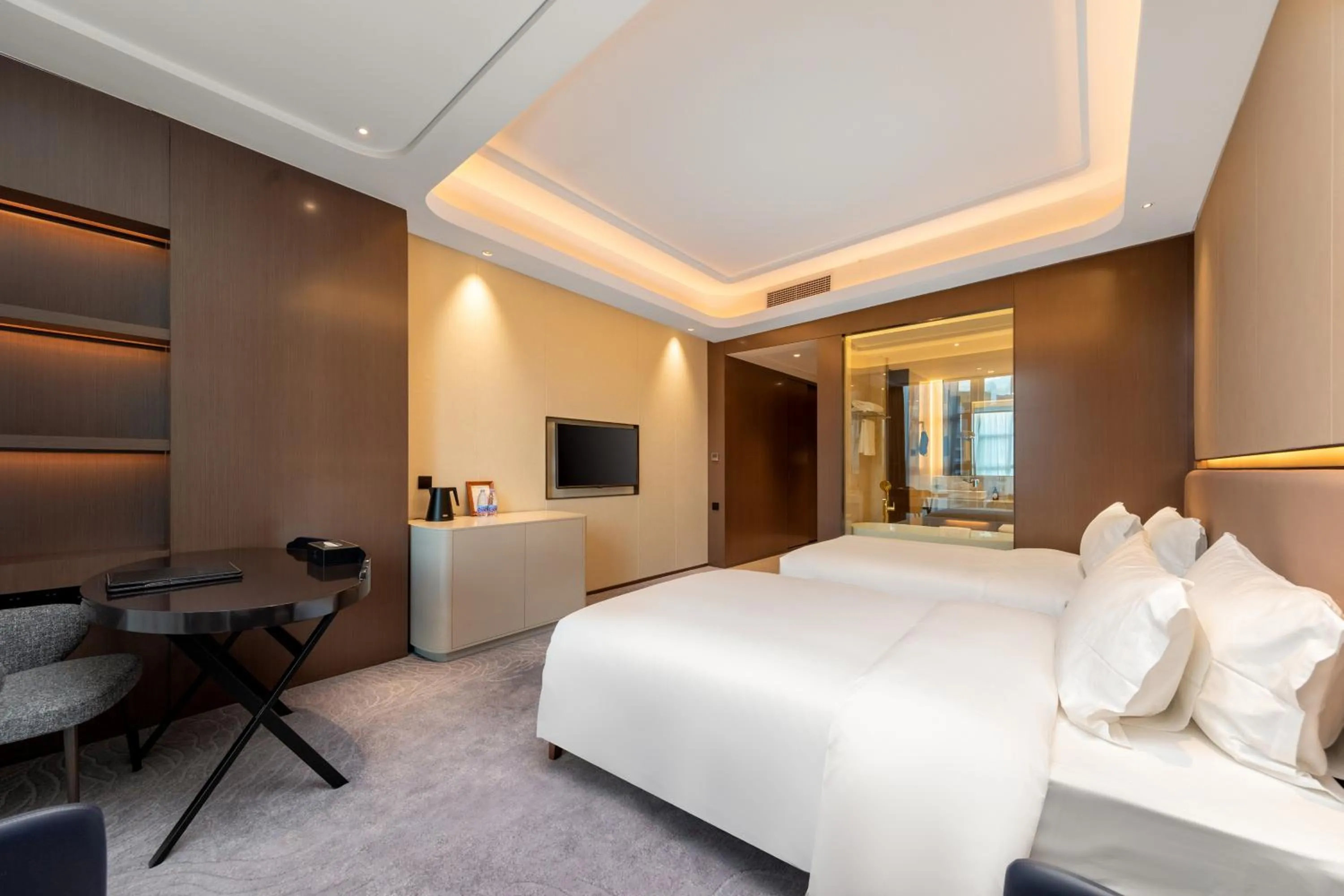 Bed in Honder International Hotel