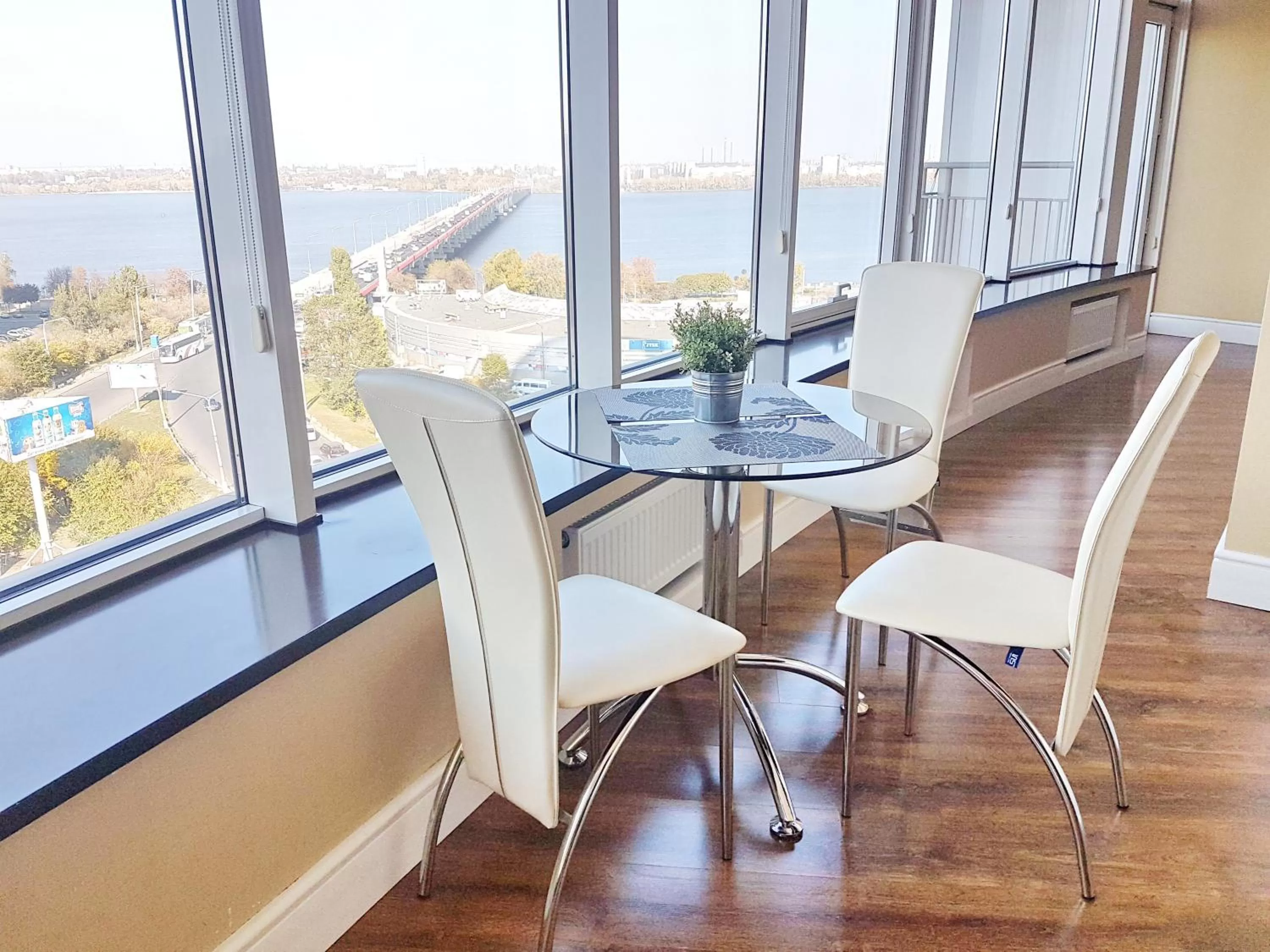 Dining area in Most City Apart-Hotel