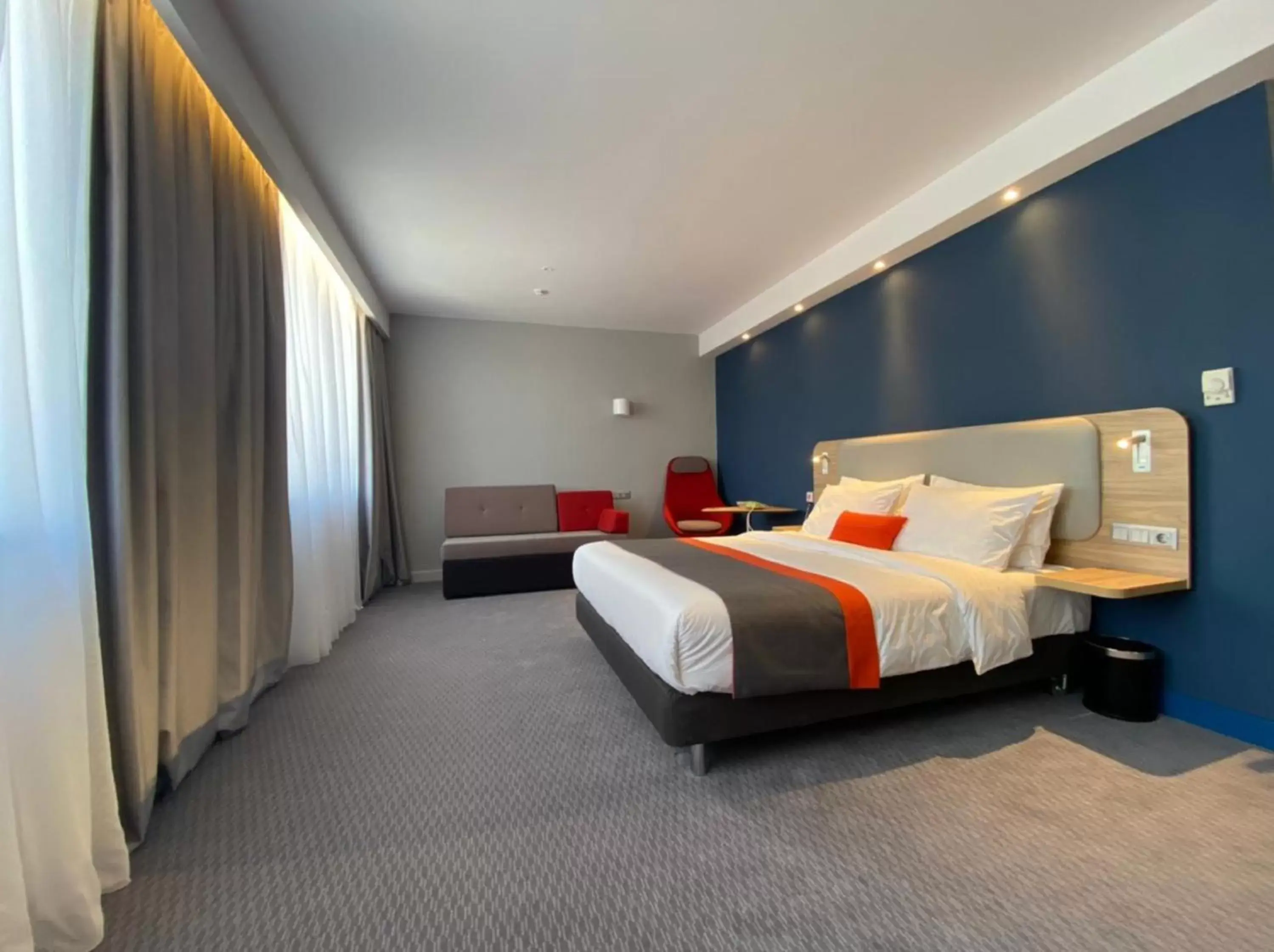 Standard Queen Room - Accessible with Free Breakfast in Holiday Inn Express - Almaty by IHG Standard Queen Room - Accessible with Free Breakfast in Holiday Inn Express - Almaty by IHG