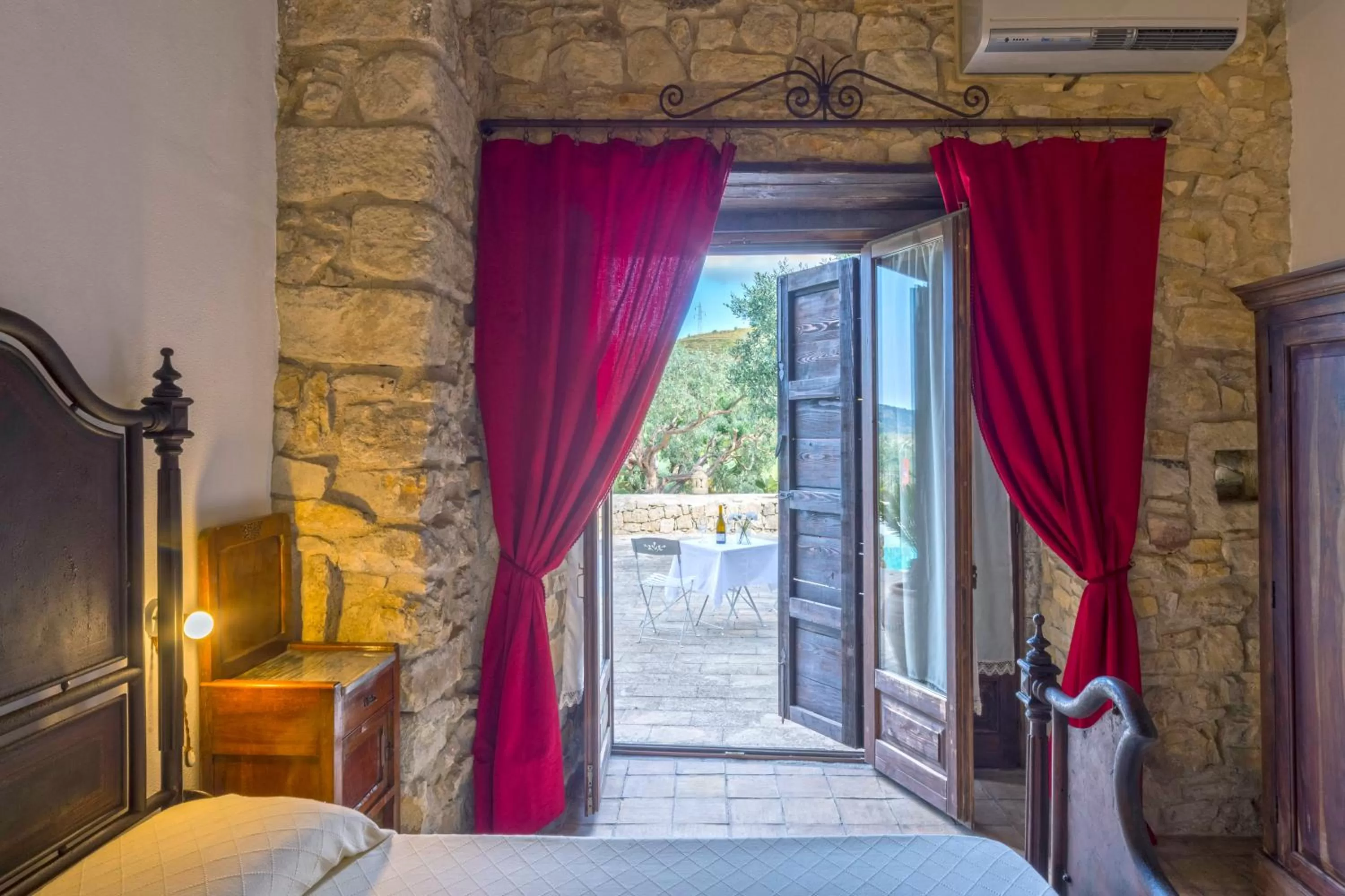 View (from property/room), Bed in Masseria Fortificata Lo Zafferaneto