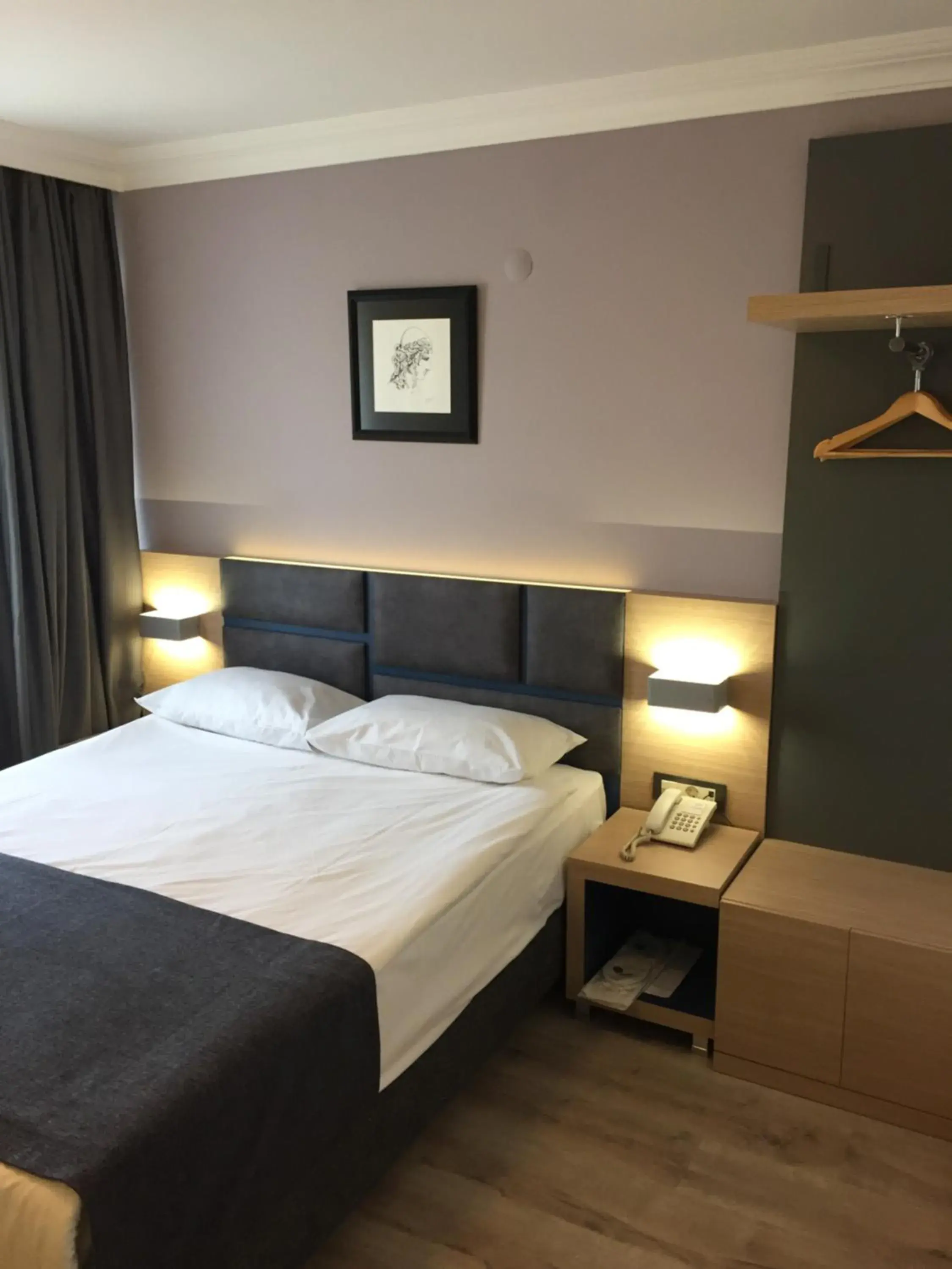 Single Room in Helen Hotel Single Room in Helen Hotel