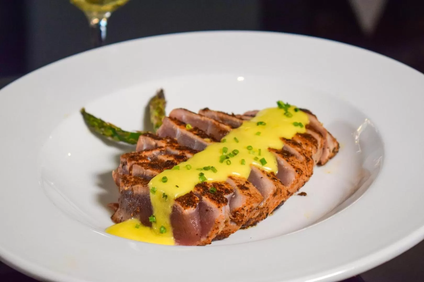 Restaurant/places to eat in Hotel Legends