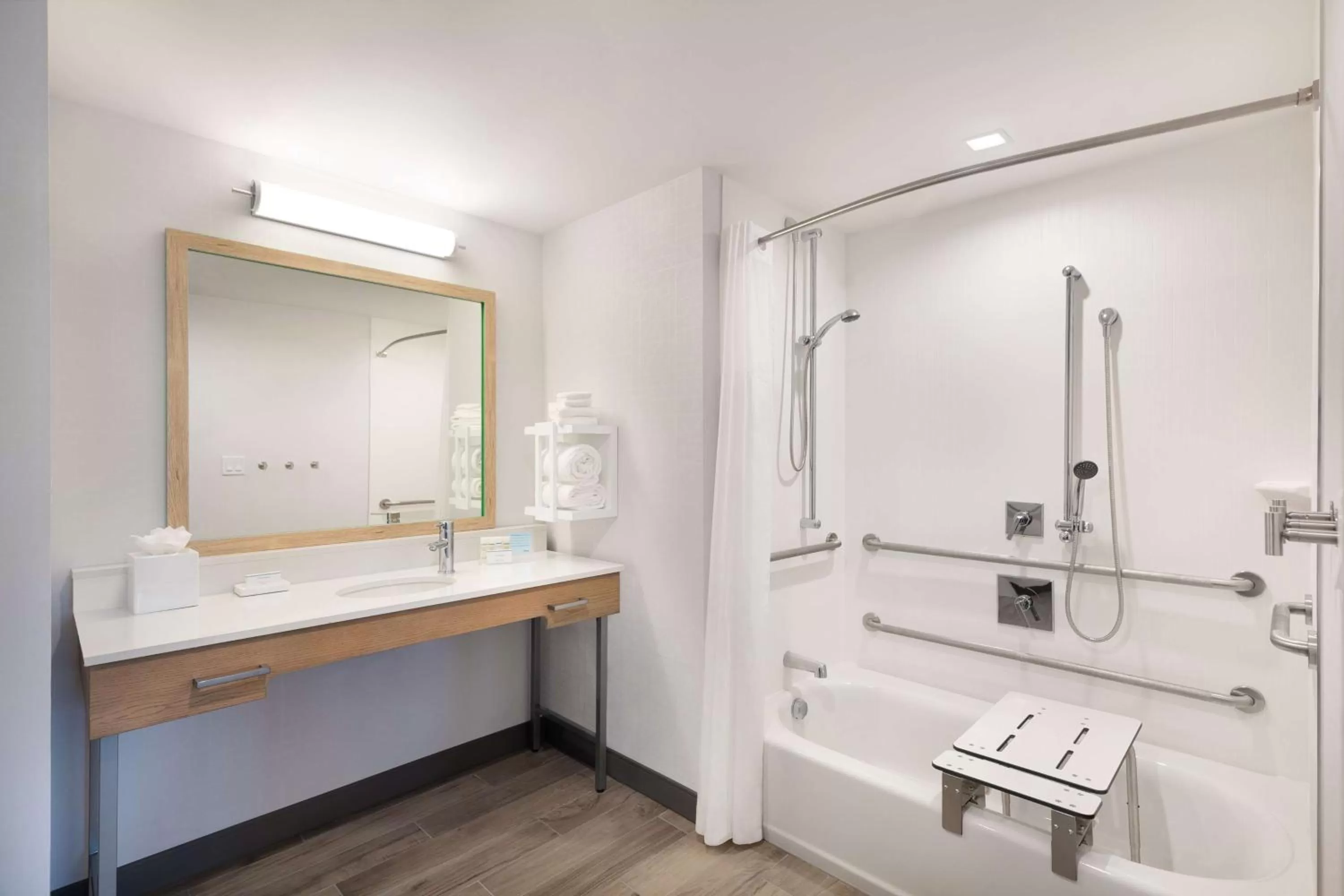 Bathroom in Hampton Inn & Suites Watertown Boston, Ma