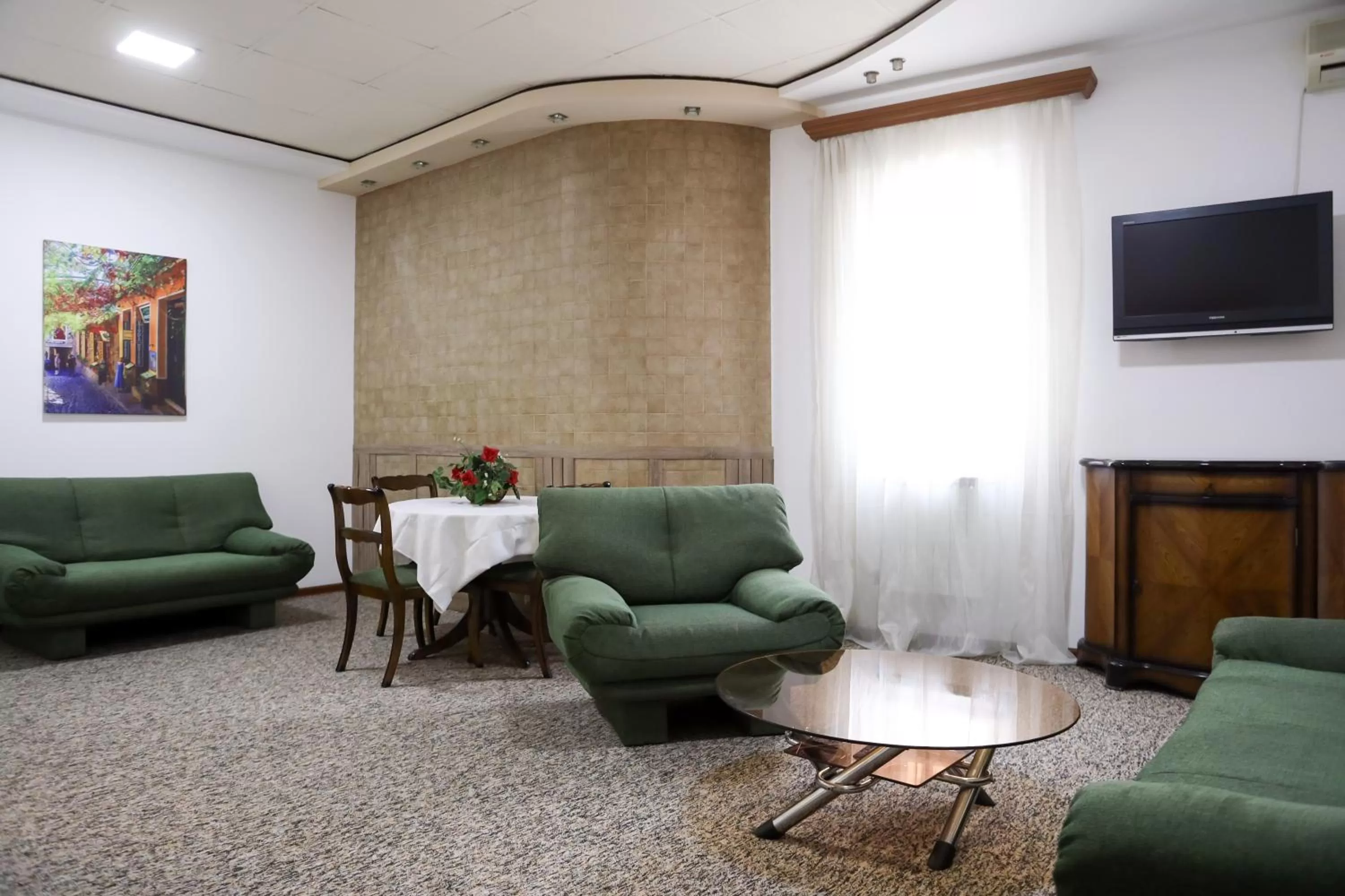 Seating Area in NO PROBLEM