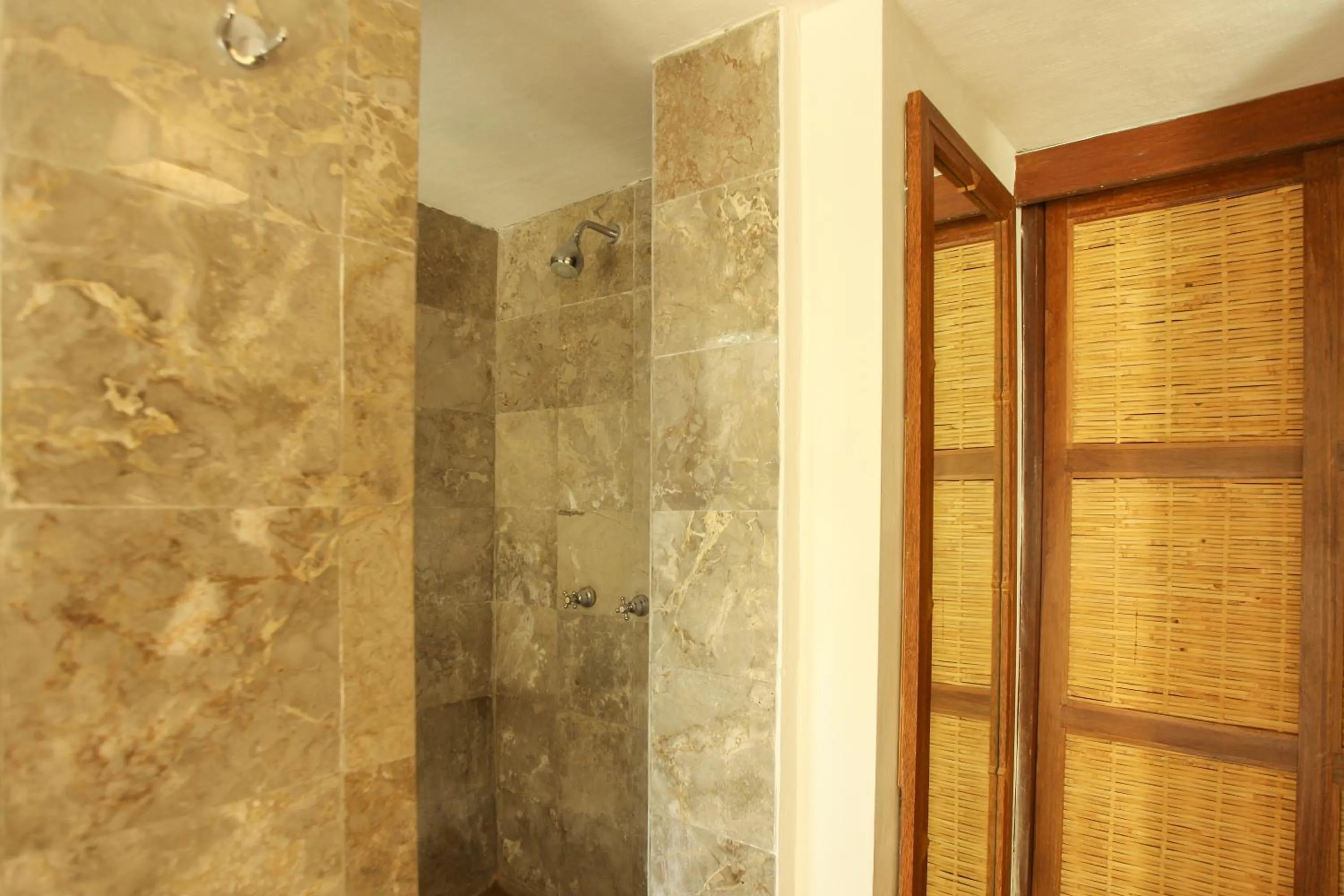 Shower in Visakha Sanur by Puri Signatures