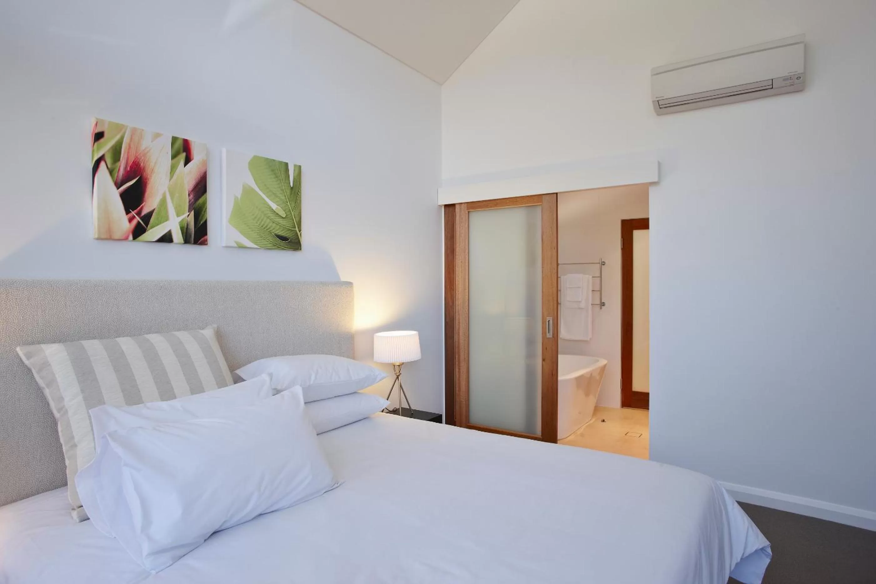 Bed in Aqua Resort Busselton