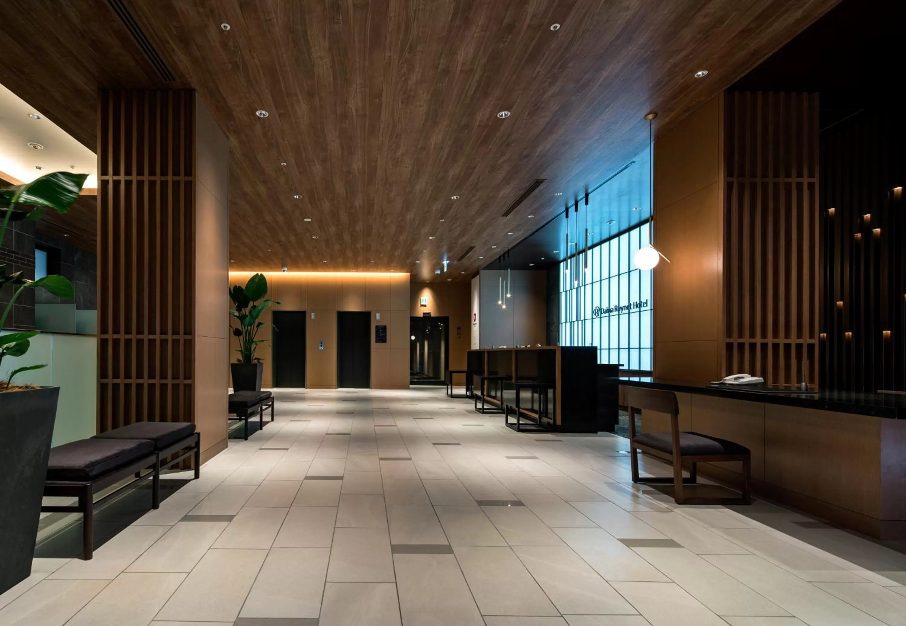 Lobby or reception in Daiwa Roynet Hotel Hakata Reisen PREMIER