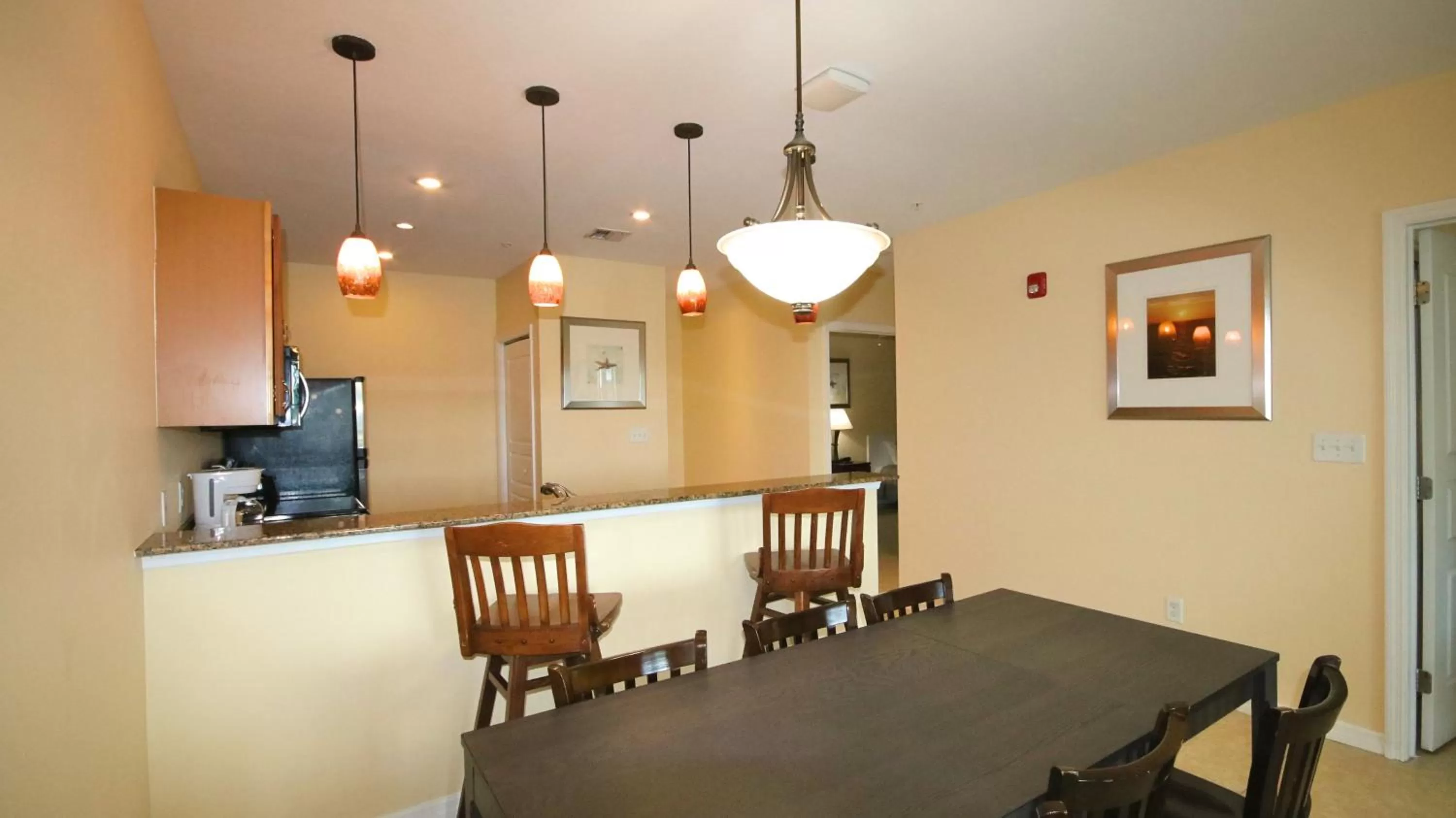 John's Pass Hotel - Fully Remote Check In