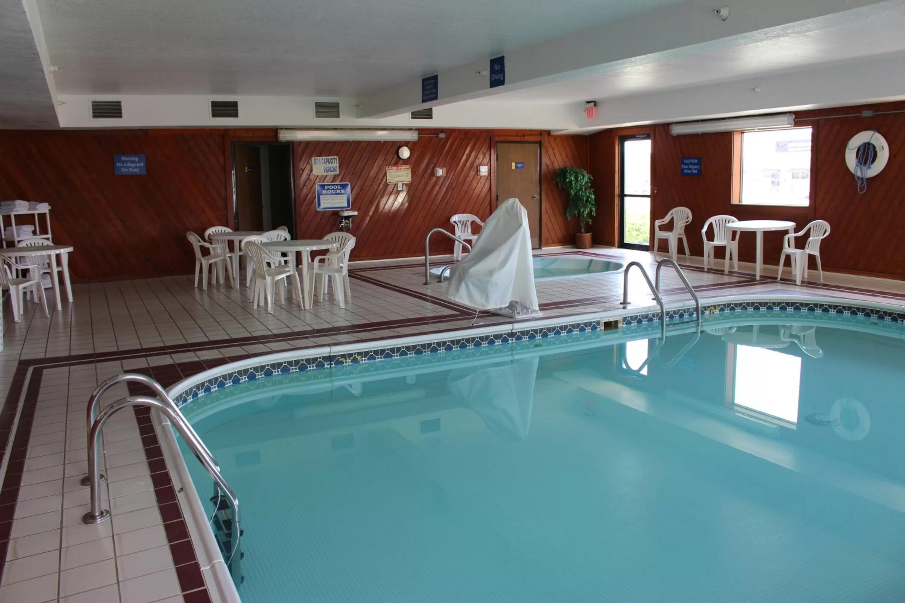 Swimming pool in Days Inn by Wyndham Watertown