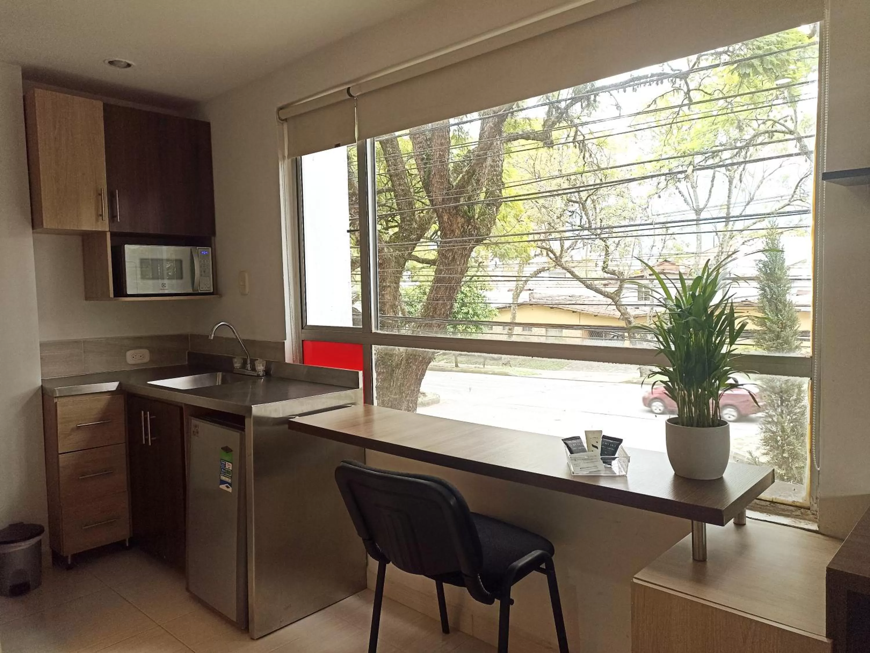 Kitchen or kitchenette in Laureles Guest House LGH Hotel