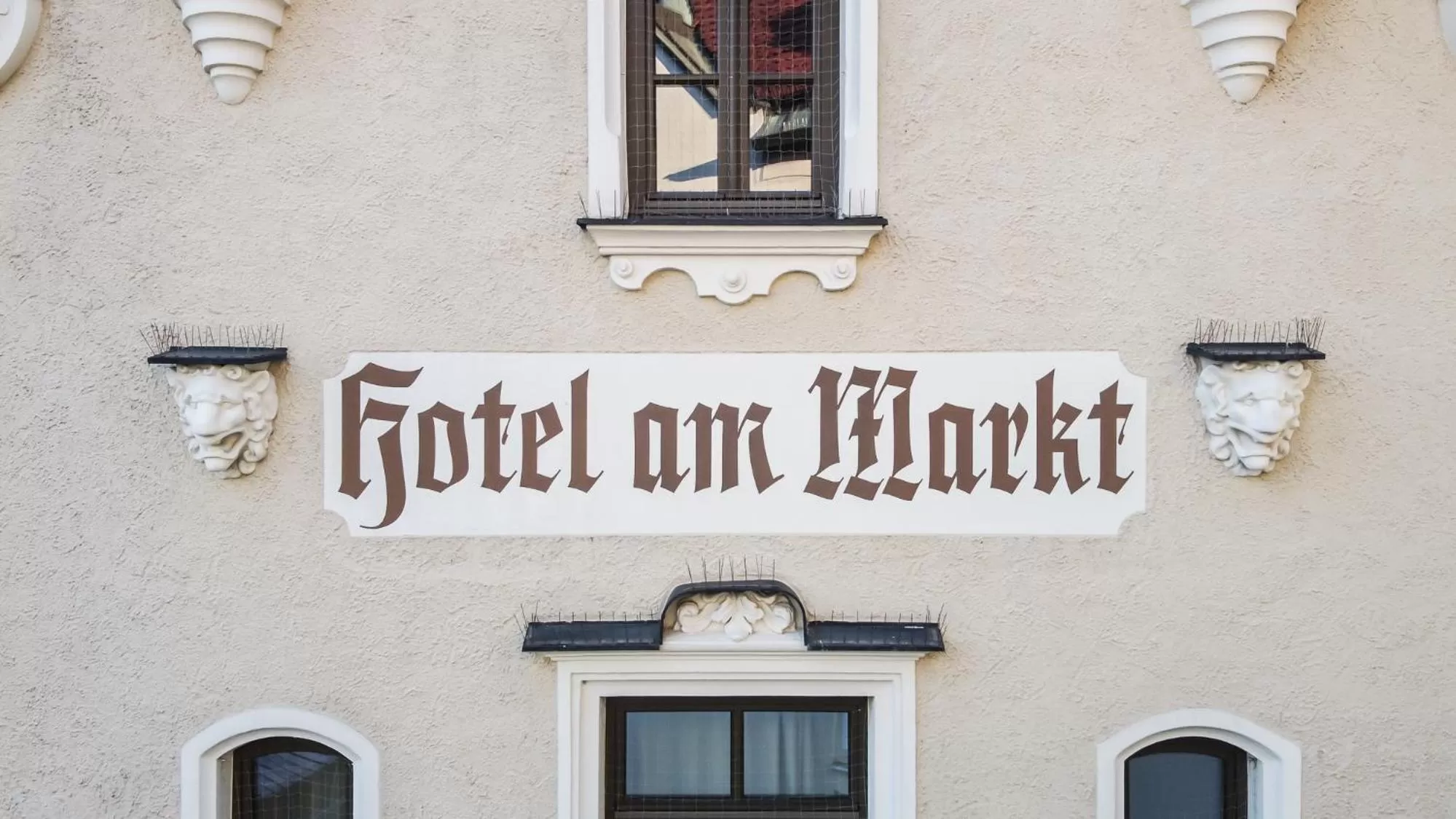 Facade/entrance in Hotel Am Markt