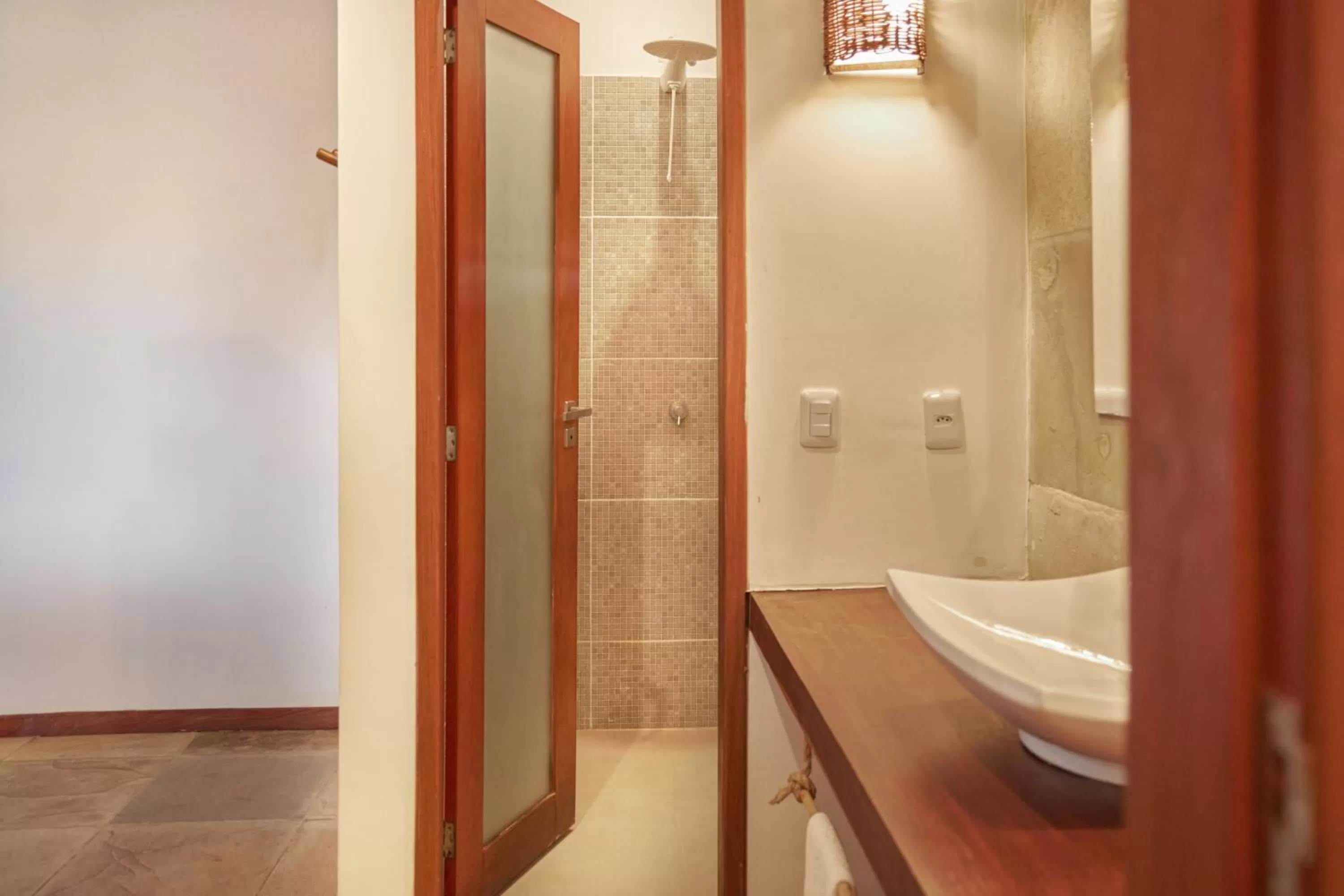 Shower, Bathroom in Kauli Seadi Beach Hotel