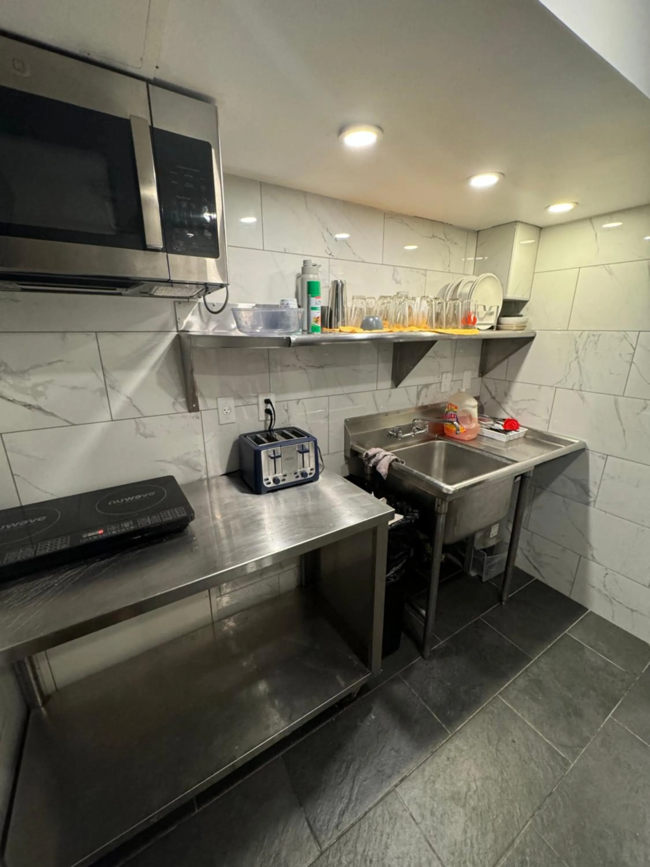 Kitchen or kitchenette in KAMA CENTRAL PARK