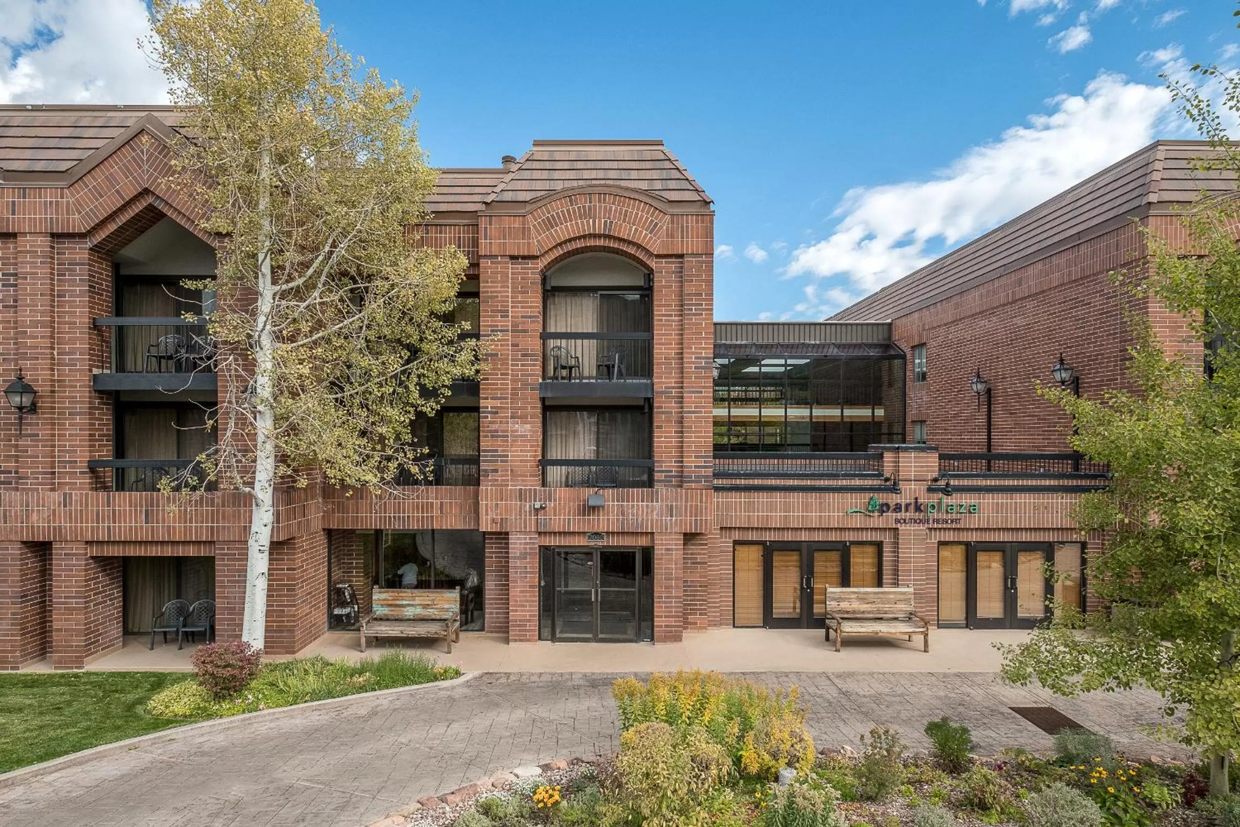 Facade/entrance in Park Plaza Resort - Park City, Ascend Collection Hotel