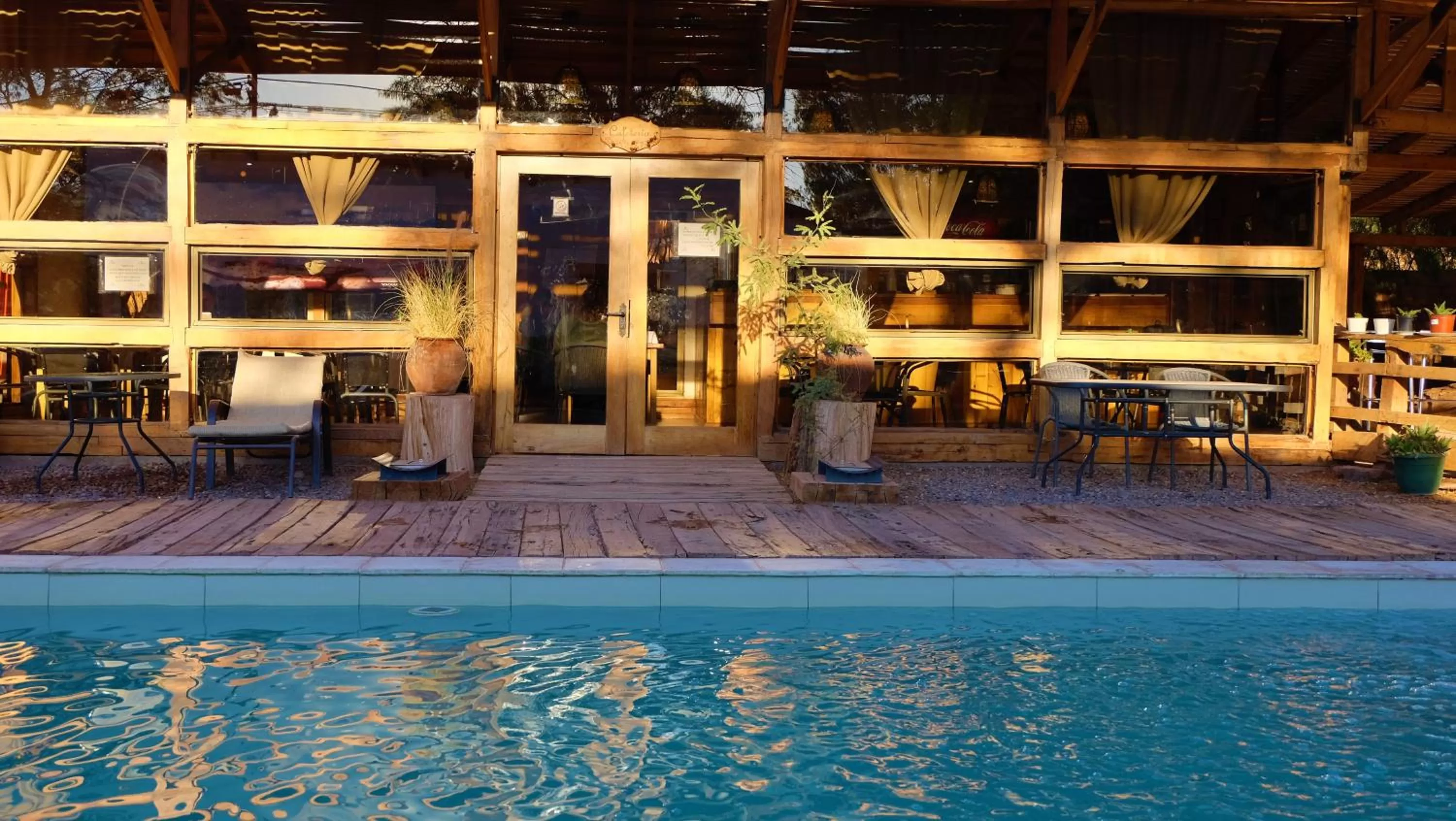 Breakfast, Swimming Pool in Hotel La Cochera