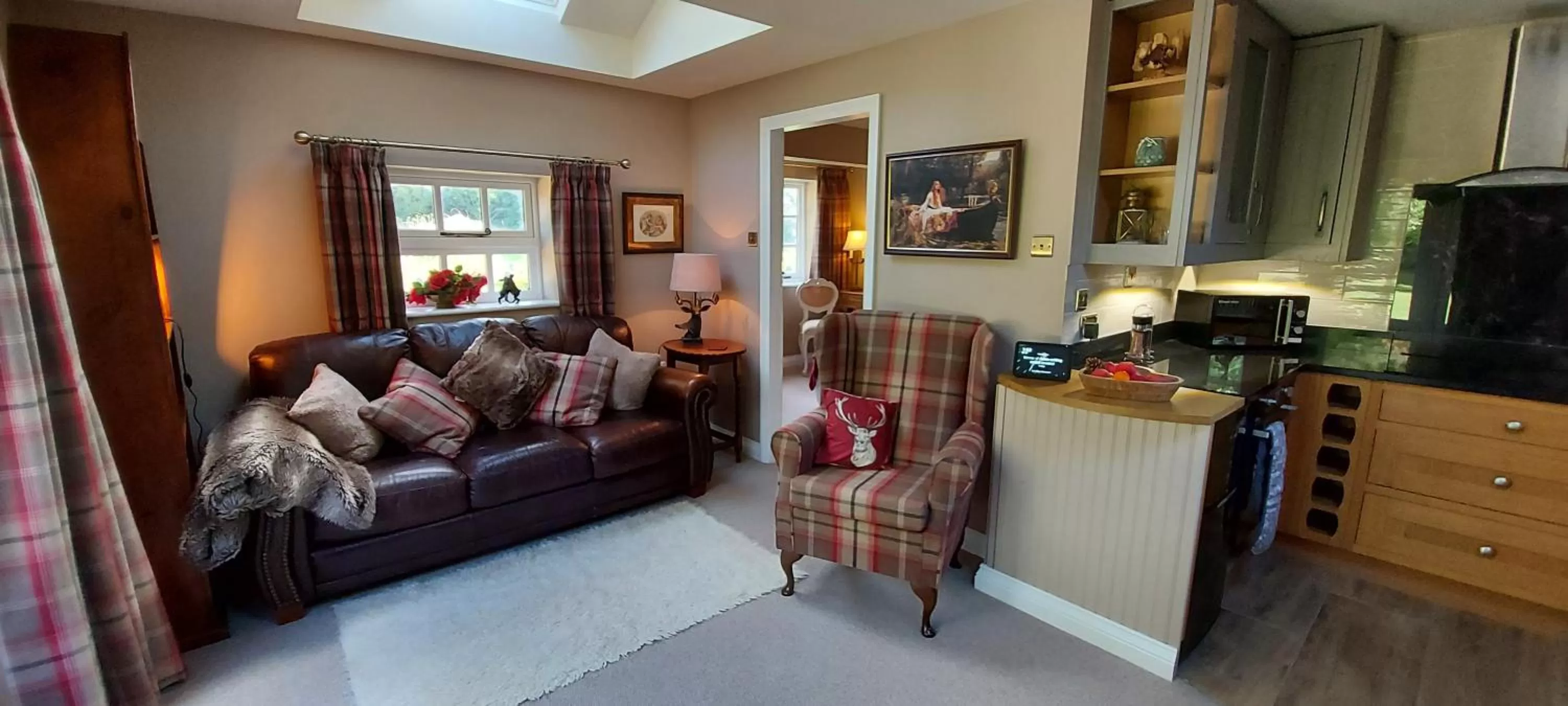 Lounge or bar, Seating Area in Glyn Isa Country House B&B and self catering Lodge
