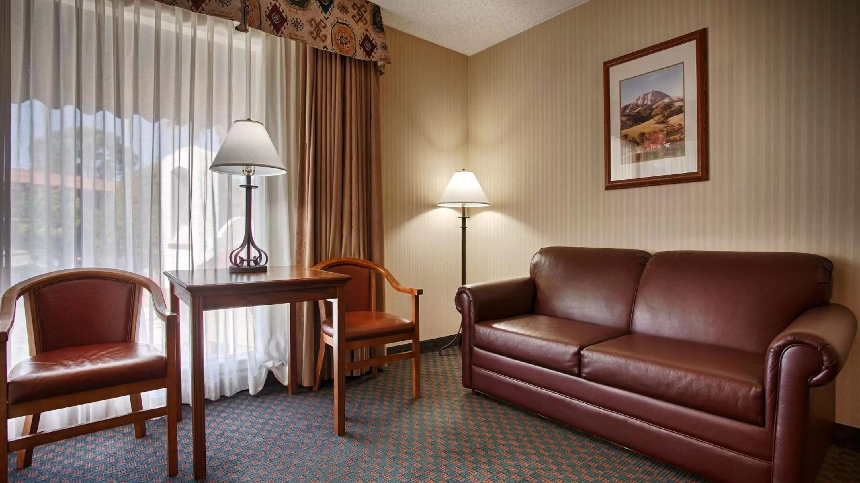 Suite with Bath Tub - Disability Access/Non-Smoking in Best Western Casa Grande Inn