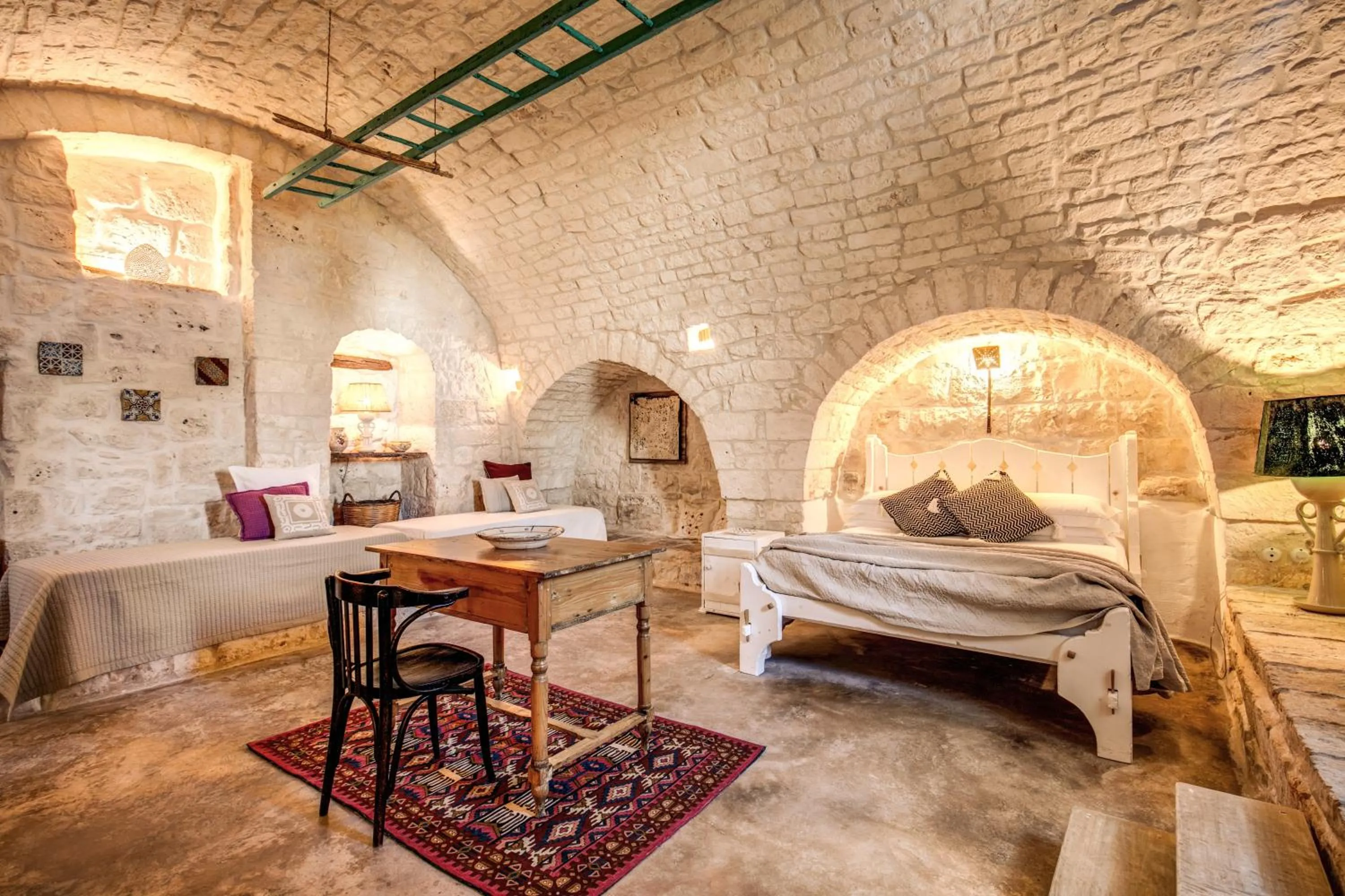 Photo of the whole room, Bed in Masseria Cervarolo