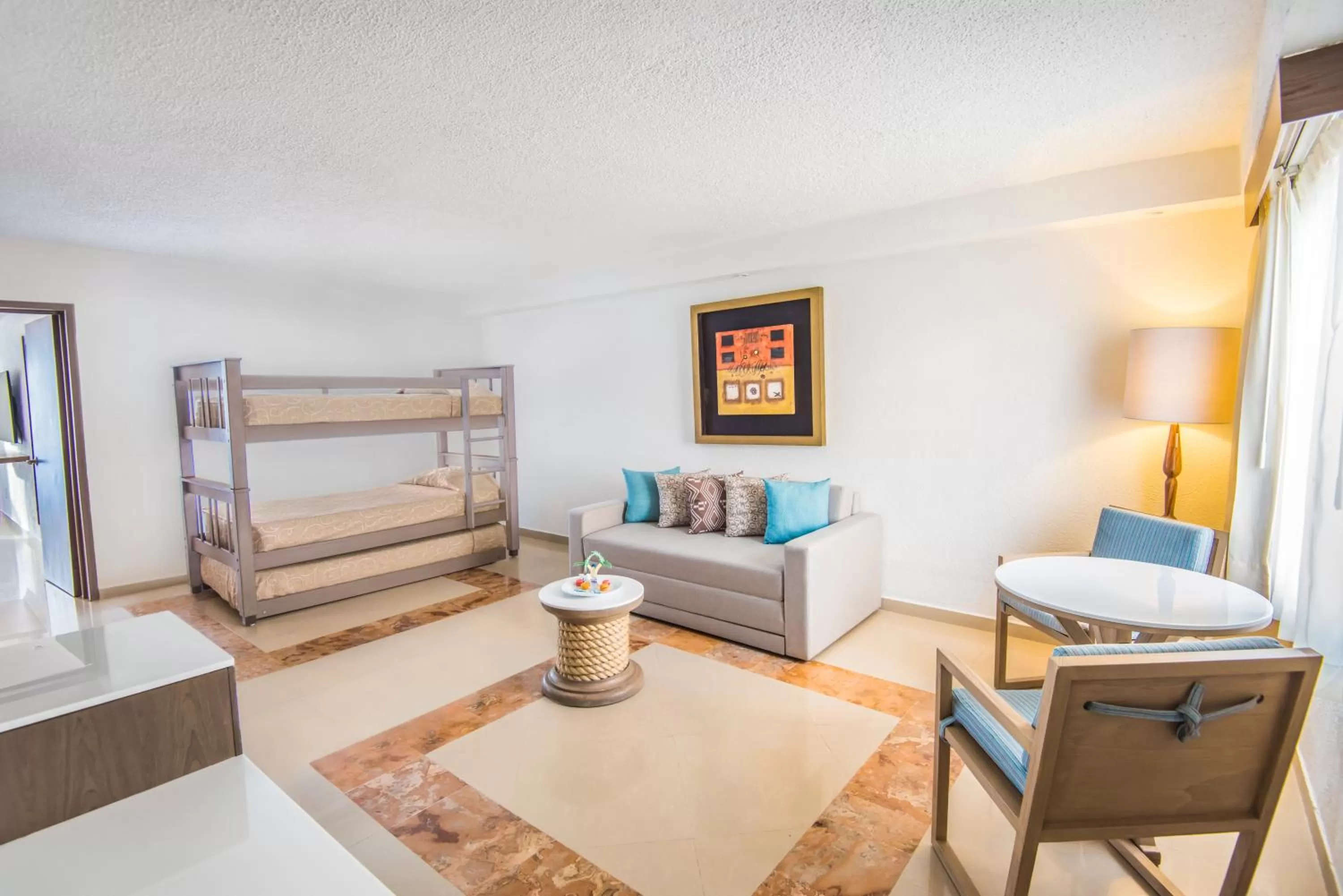 Living room, Bed in Sunscape Cancun All-Inclusive Resort & Spa by Hyatt