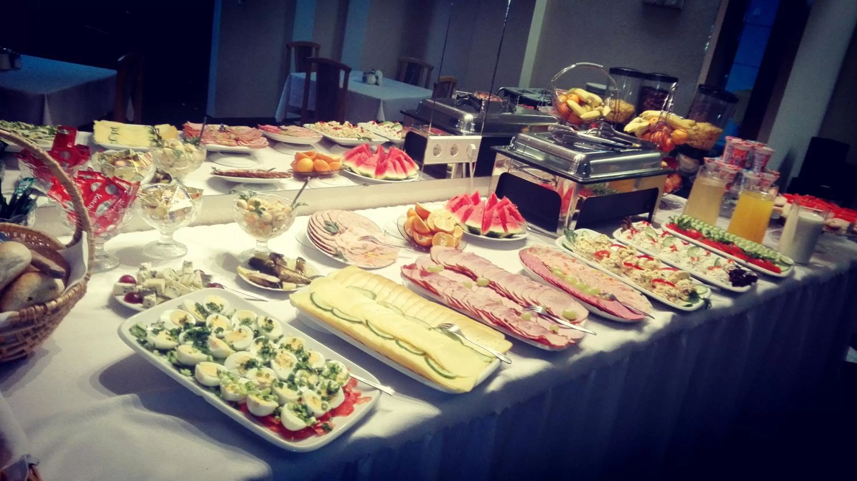 Buffet breakfast in Hotel Kolorowa