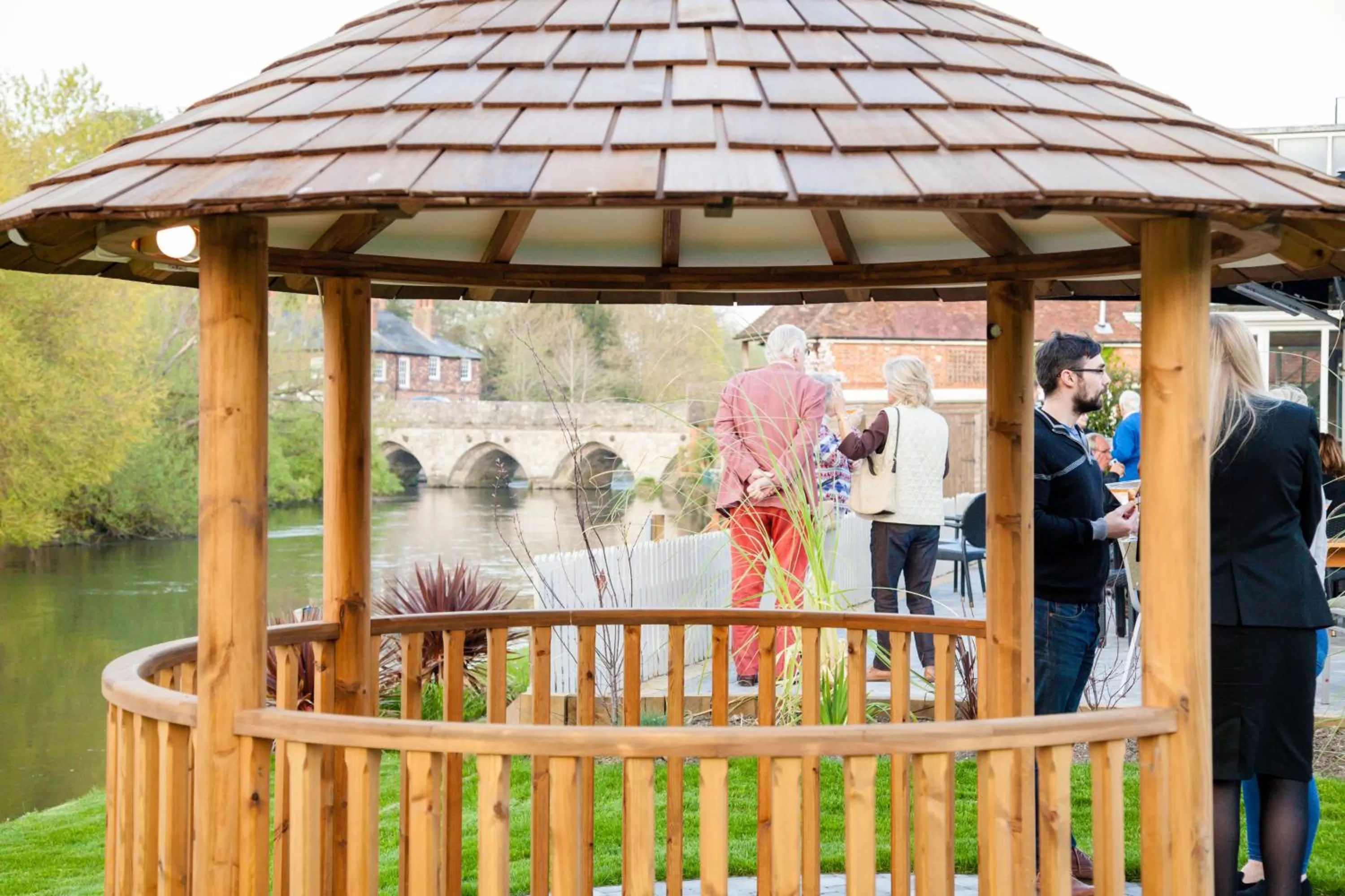 Garden in The Legacy Rose & Crown Hotel