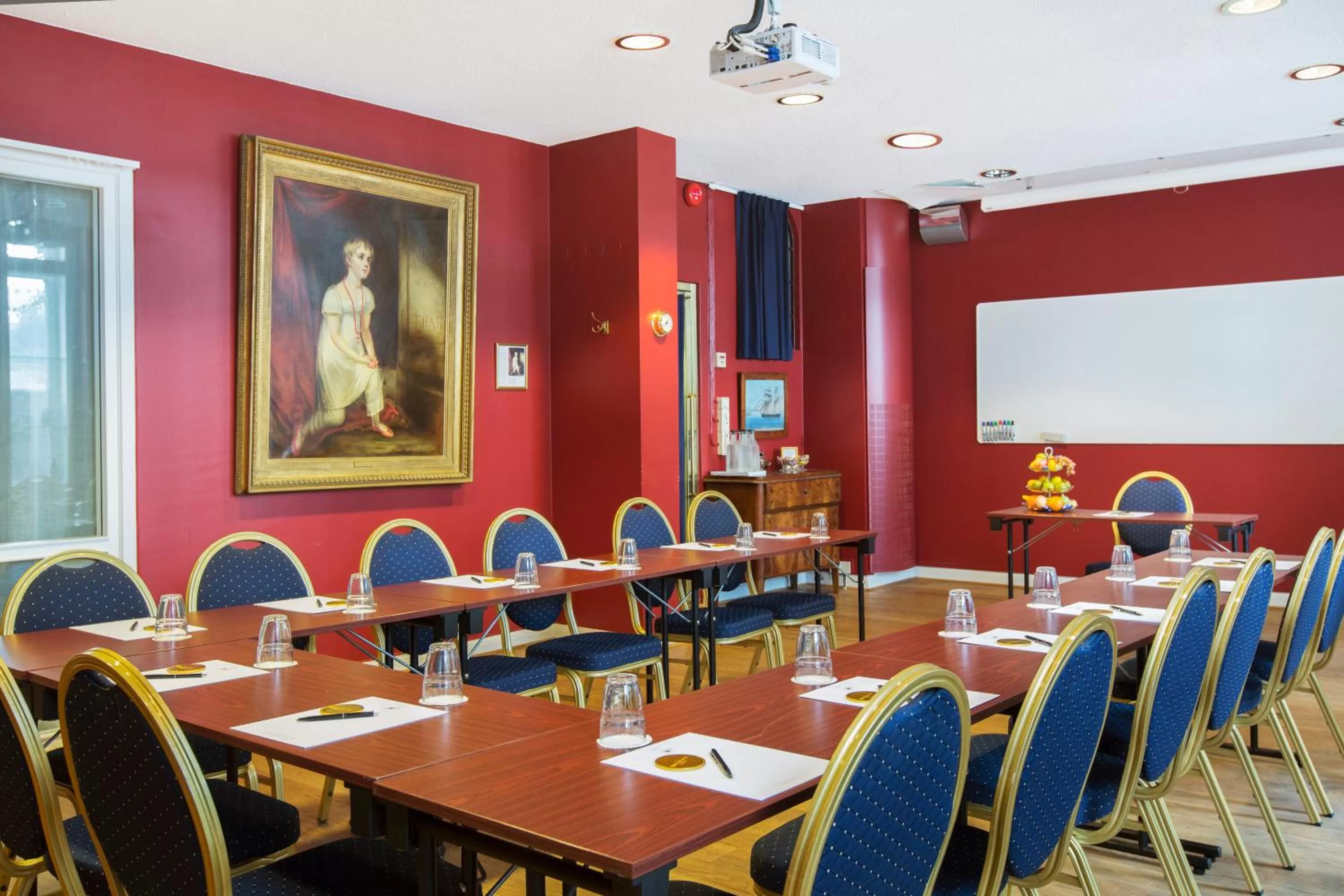 Meeting/conference room in Victory Hotel