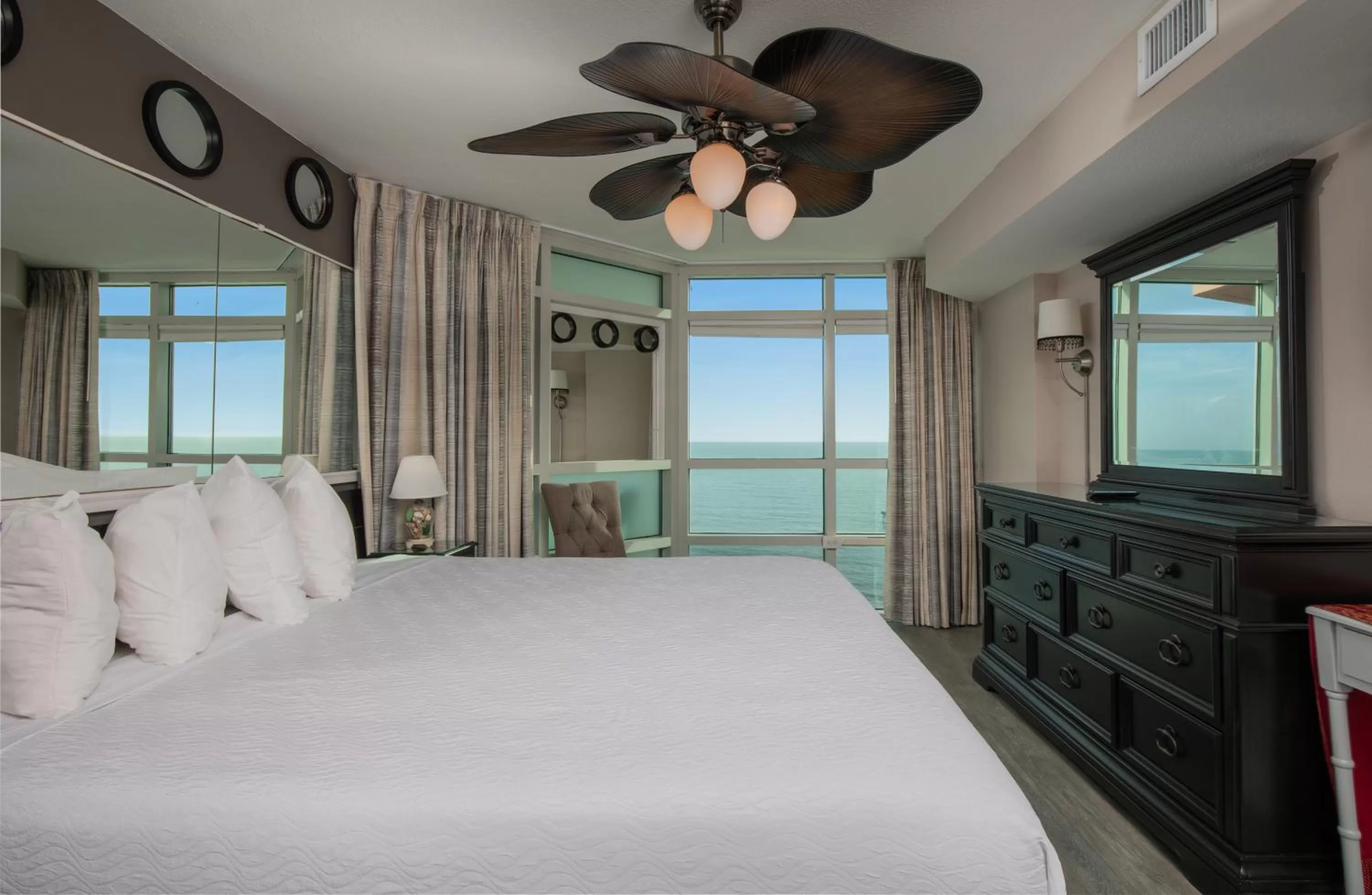 View (from property/room), Bed in Prince Resort