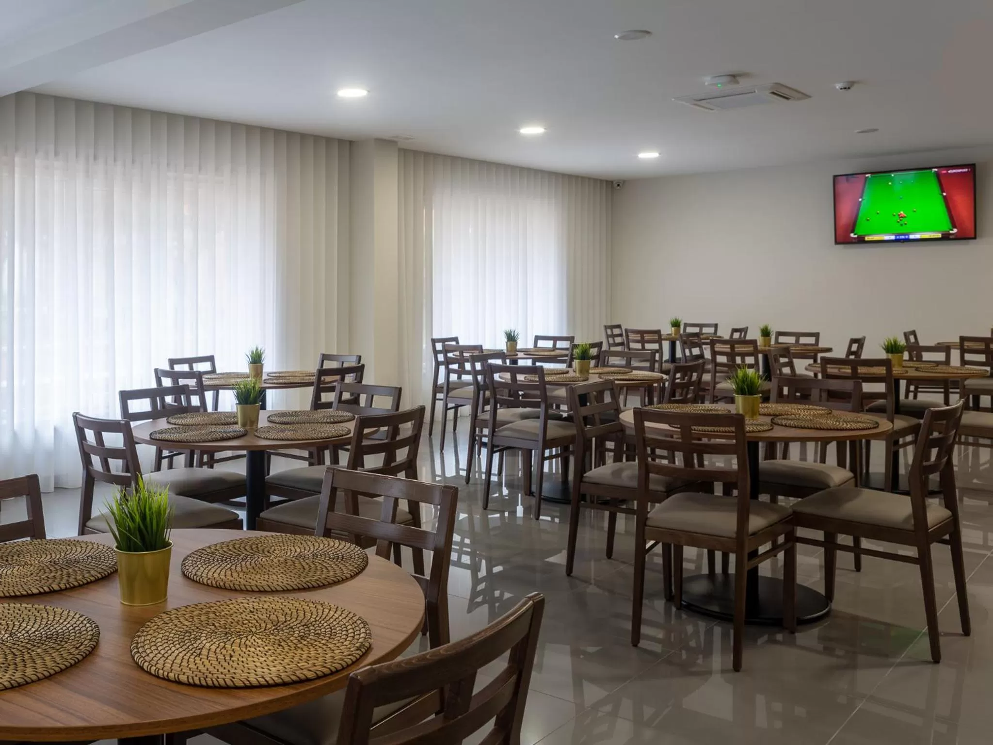 Continental breakfast in Hotel Afonso V & SPA