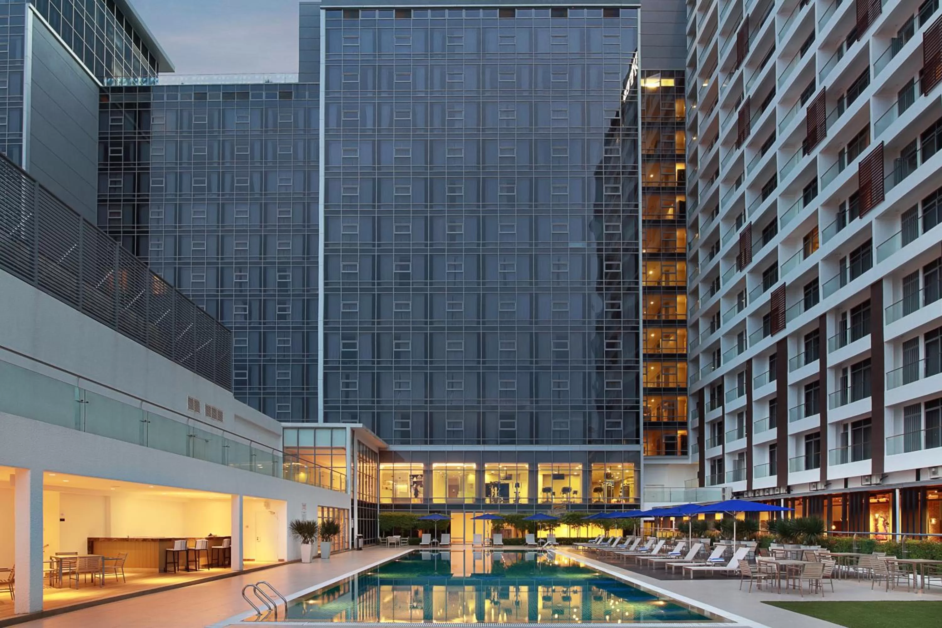 Swimming pool in Noble Resort Hotel Melaka 马六甲诺铂度假酒店