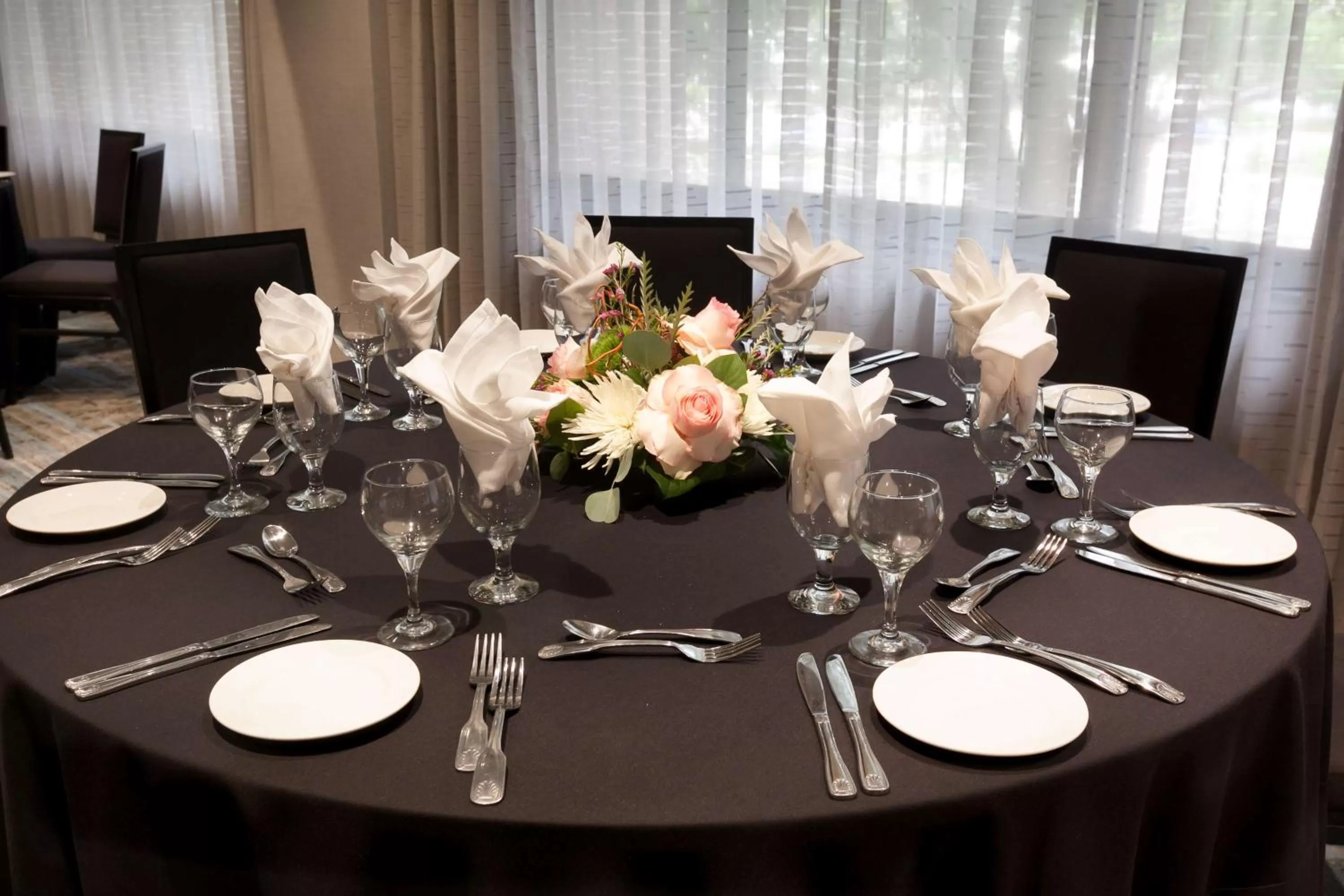 Meeting/conference room in DoubleTree by Hilton Hotel & Suites Houston by the Galleria