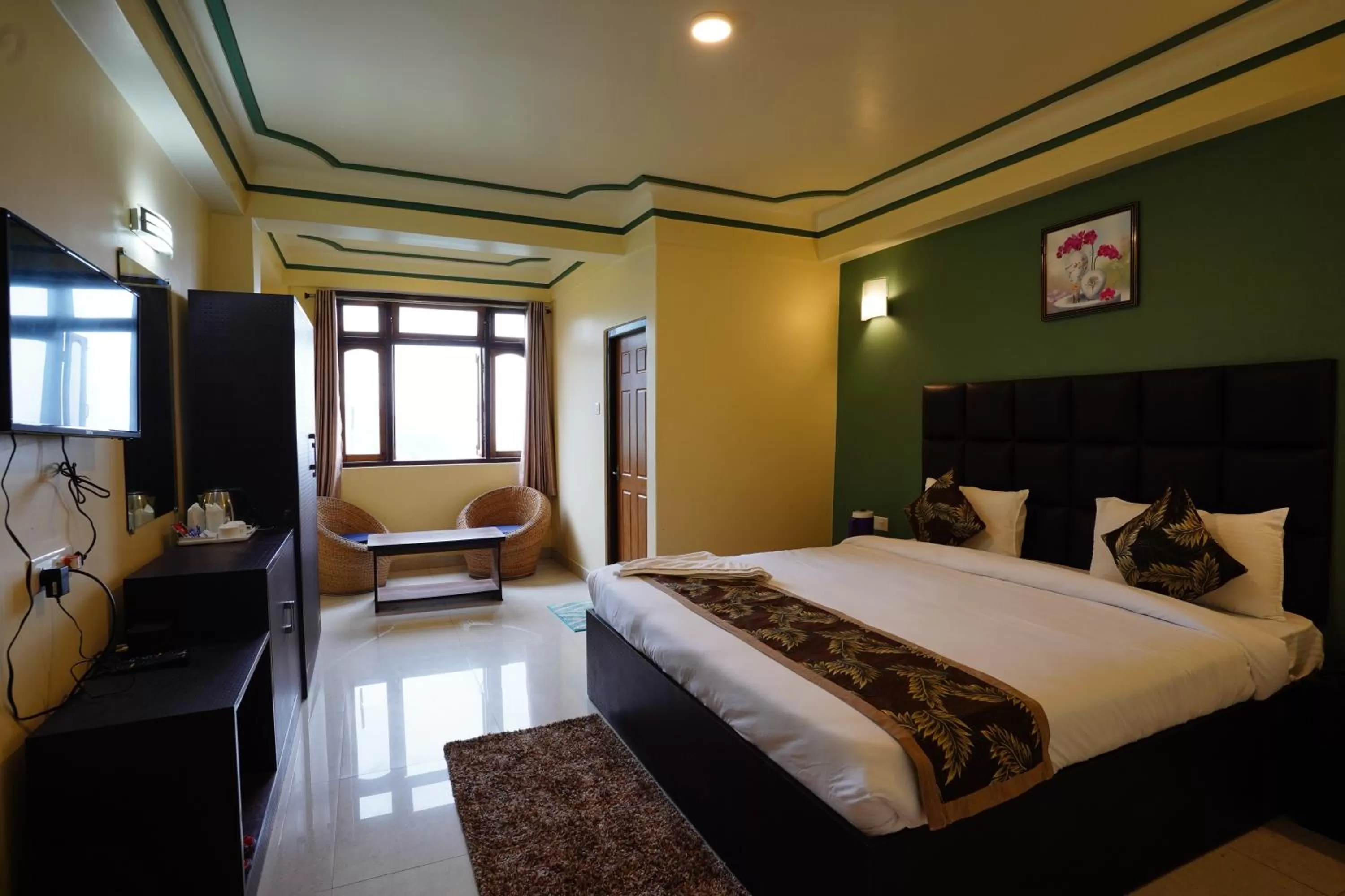 Bed in Hotel White Lotus Gangtok