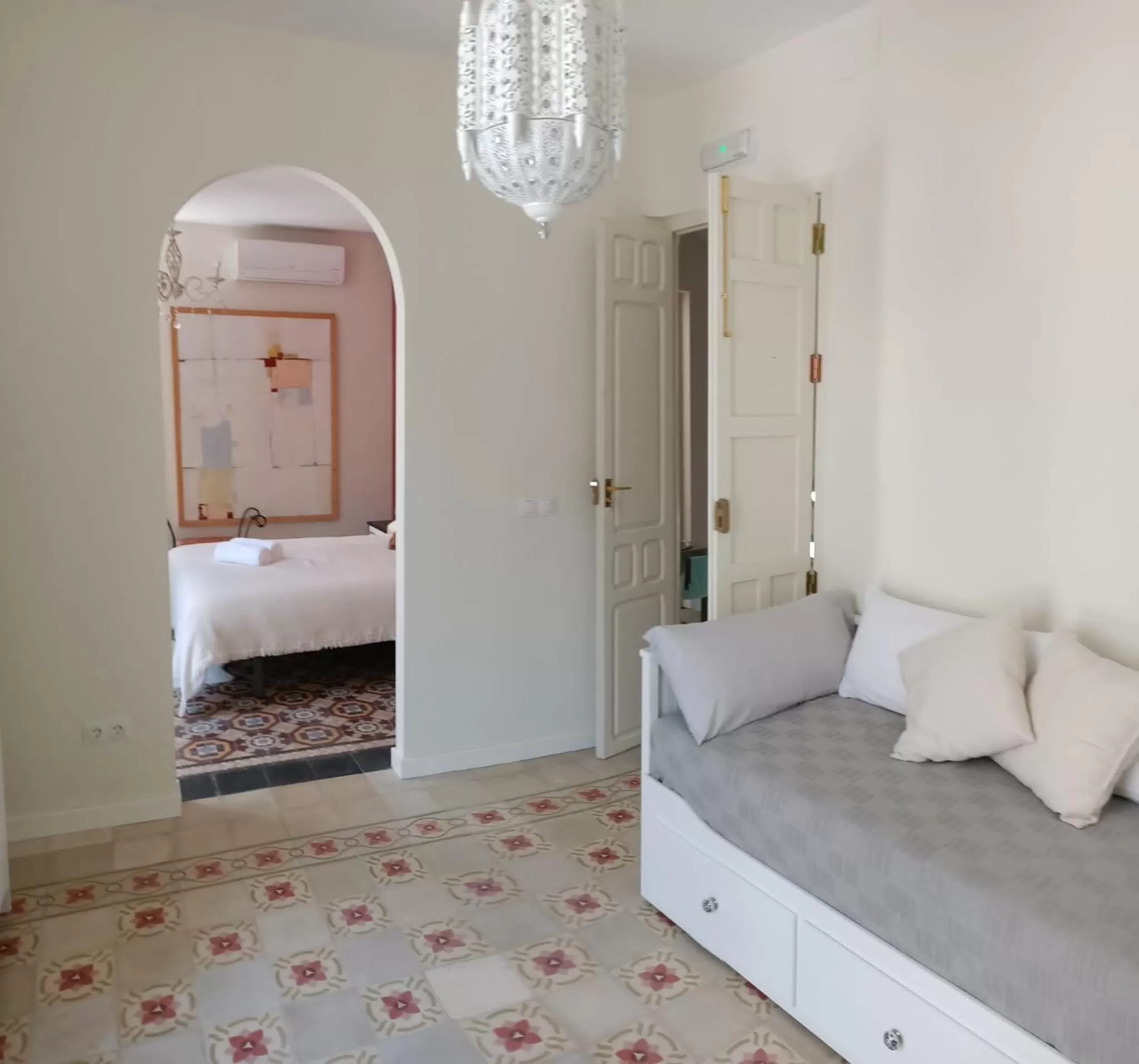 Photo of the whole room, Bed in Villa Moana