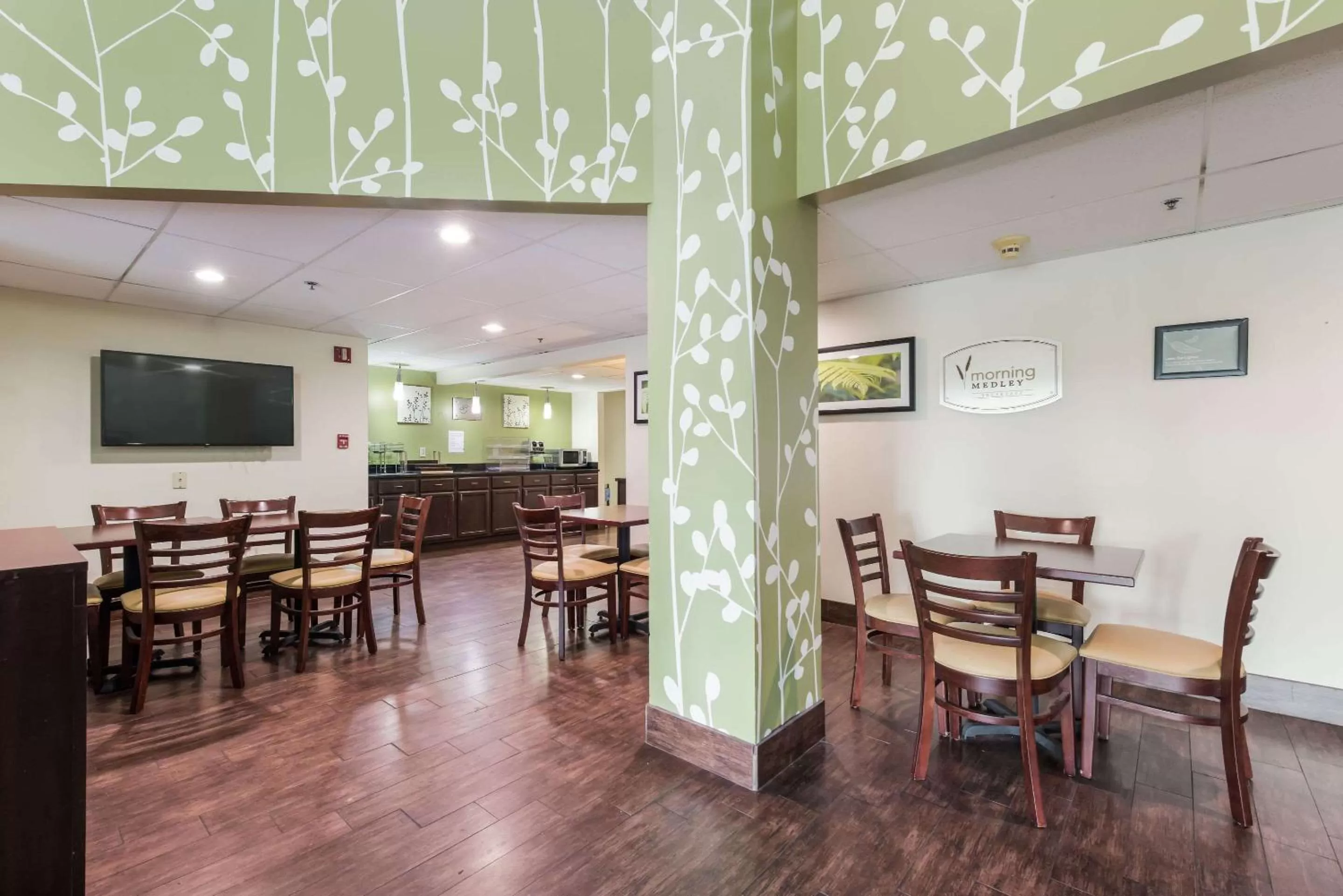 Restaurant/Places to Eat in Rodeway Inn